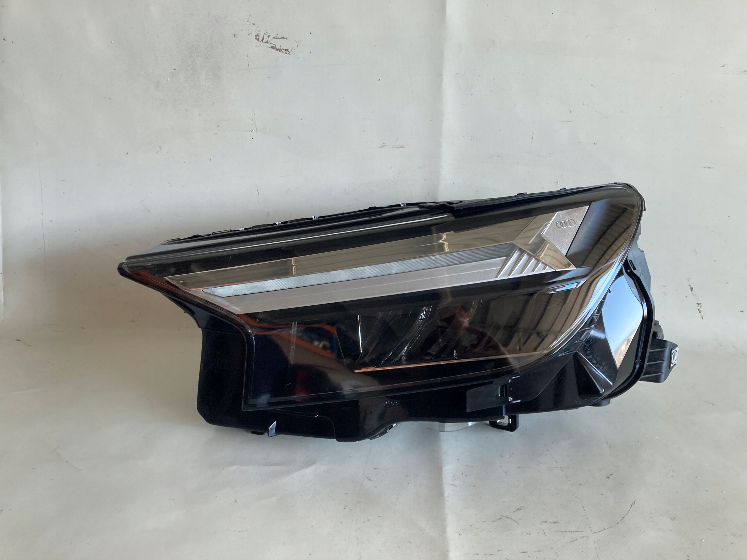 AUDI Q4 Е-ТРОН ПОВНИЙ КОМПЛЕКТ LED9a ФАРА ЛІВА PRZOD9a941033