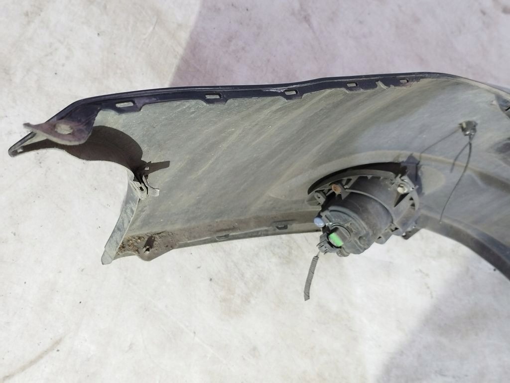 Toyota Avensis III 3 T27 bumper front front 209