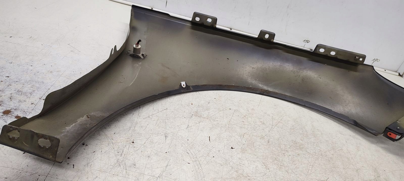 fender left front front Opel Insignia A kombi Z177