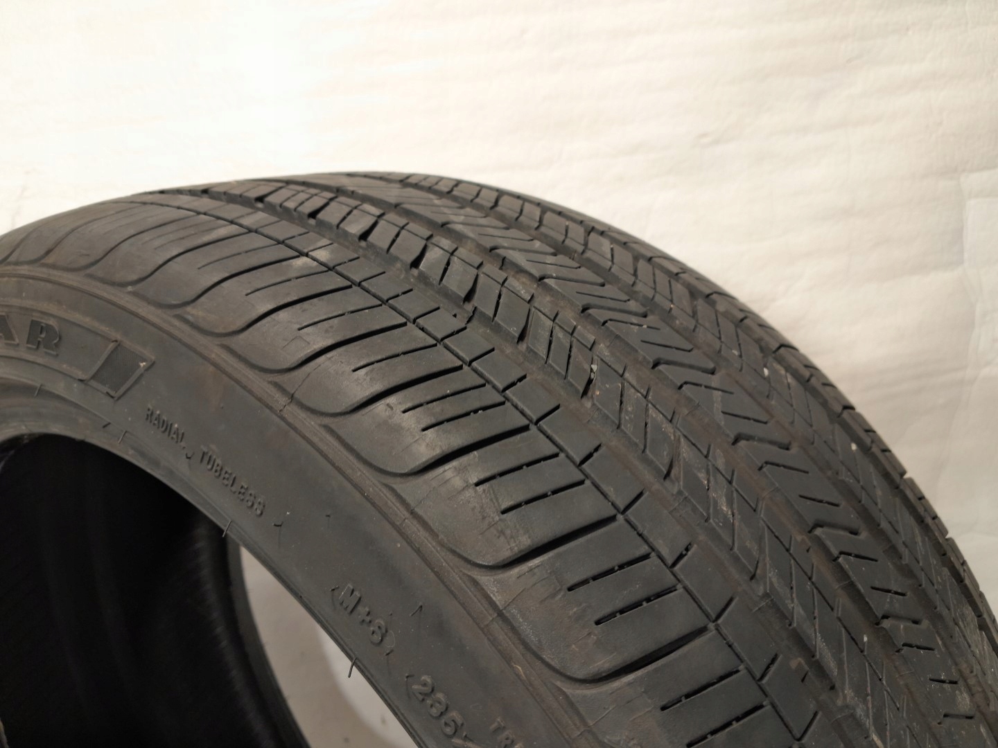 gomma letnia Goodyear Eagle Touring 235/40 R19