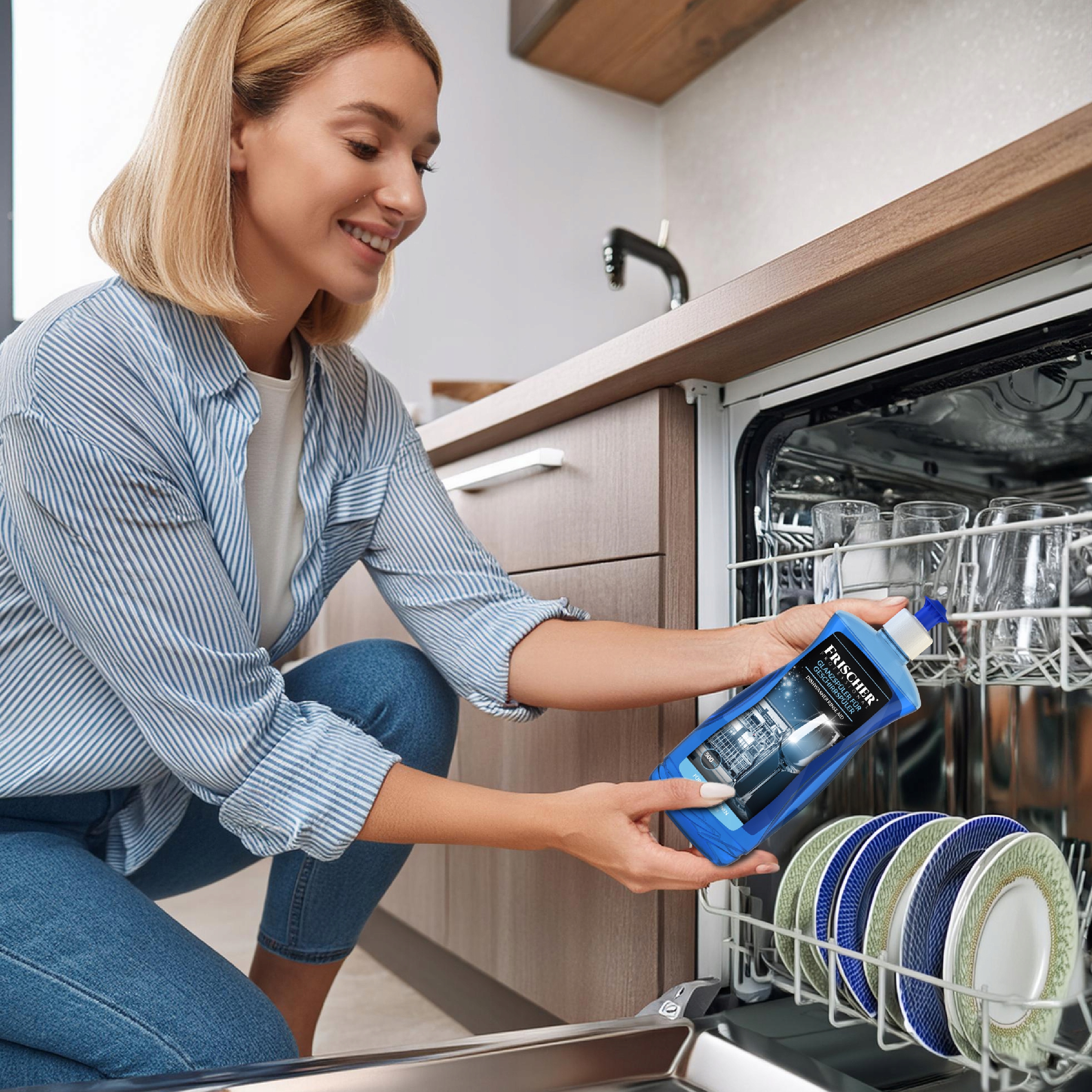 NABŁYSZCZACZ DO ZMYWARKI PŁYN NABŁYSZCZAJĄCY DO ZMYWAREK UNIWERSALNY 500ml Marka Frischer