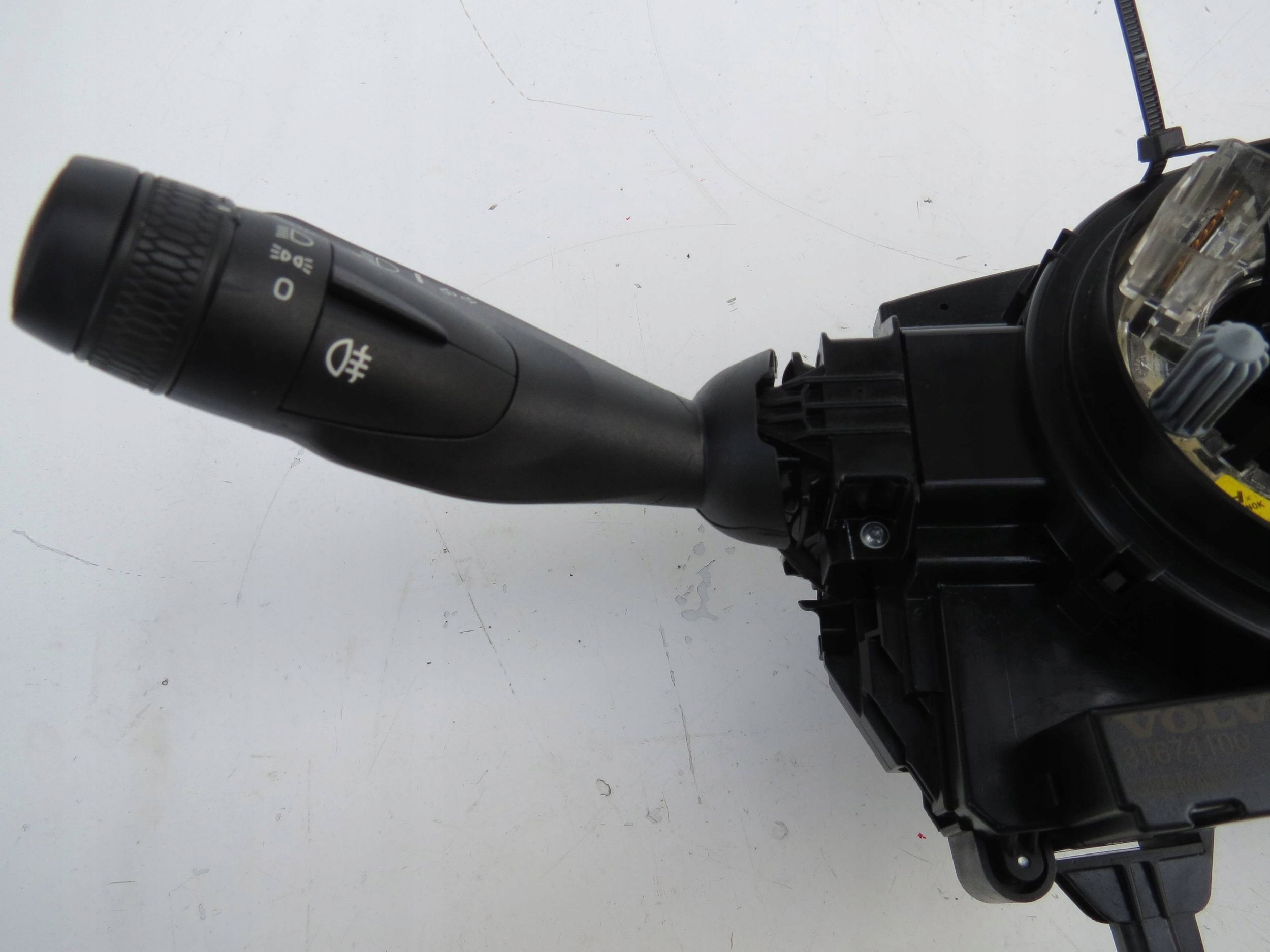 MANETKA ring switch ZAESPOLONY VOLVO S90 2.0 V90 31674100