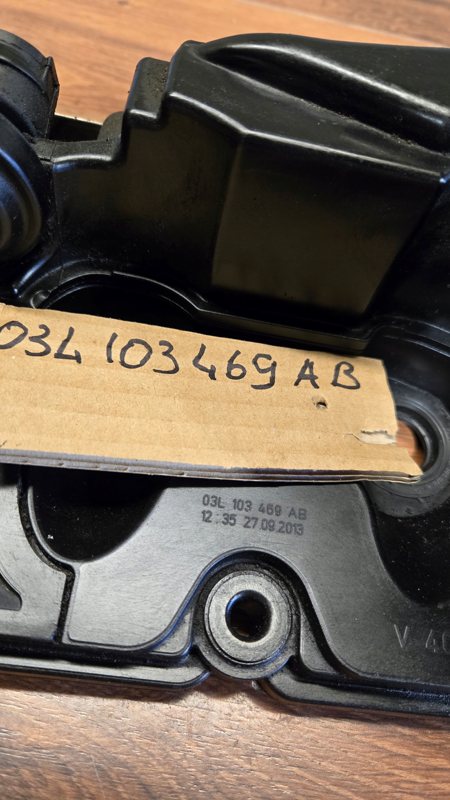 VW SKODA 1.6 2.0 TDI Abdeckung der Ventile 03L103469AB
