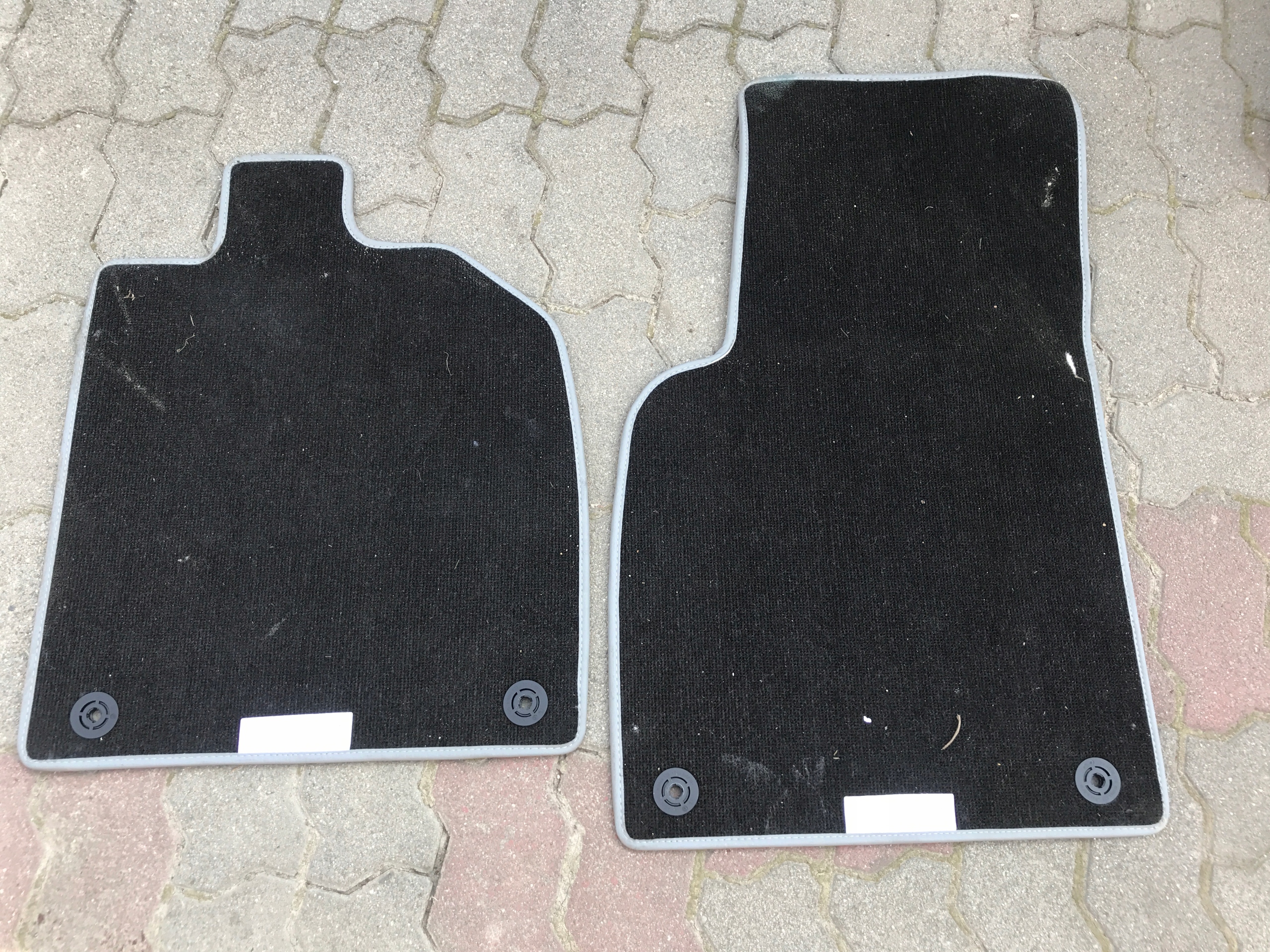 AUDI R8 5.2 plus mats WELUROWE ORYGINALNE