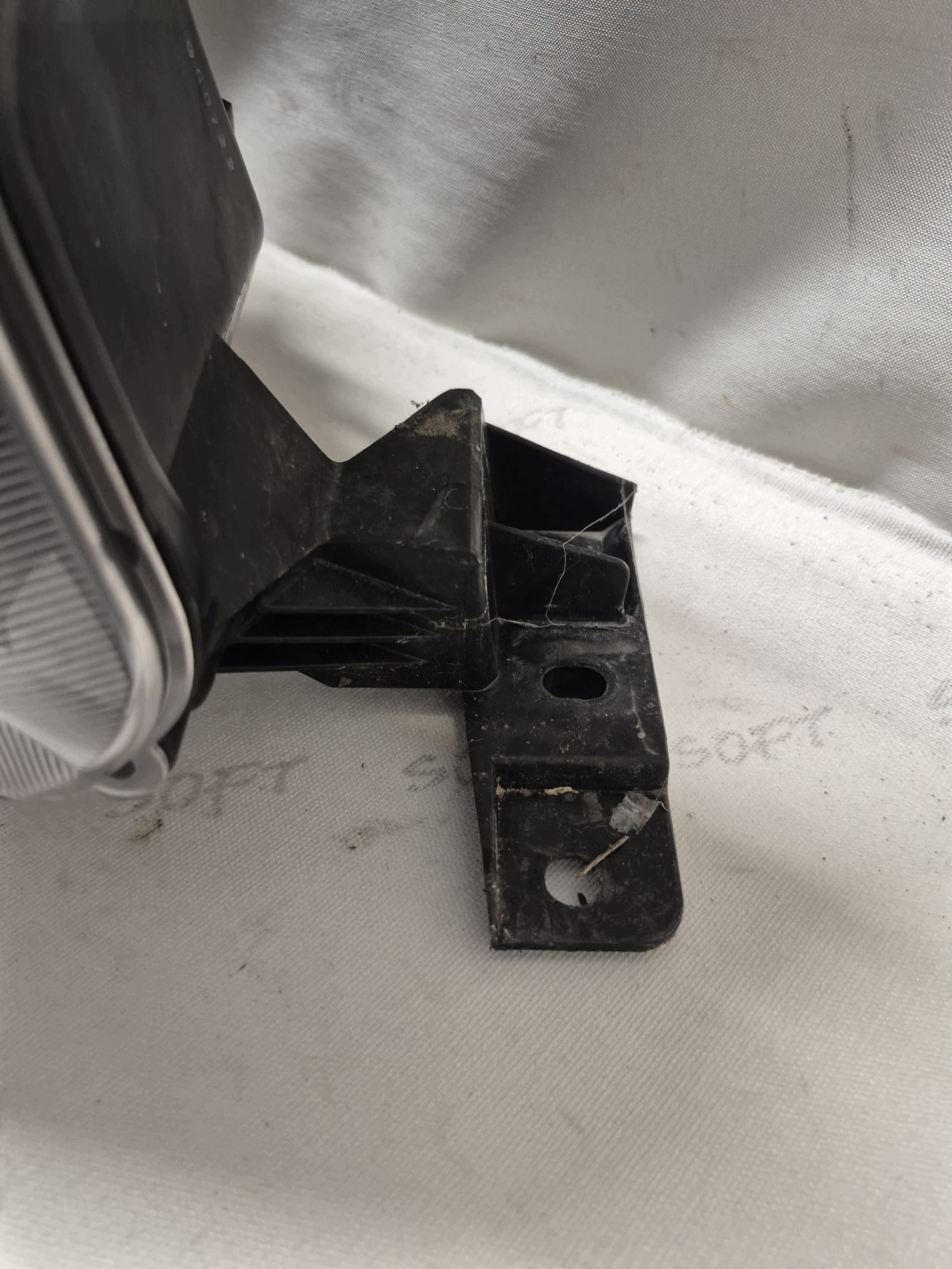 FORD RANGER V 5 LIFT 15- light front front XENON JB3B-13D154-J