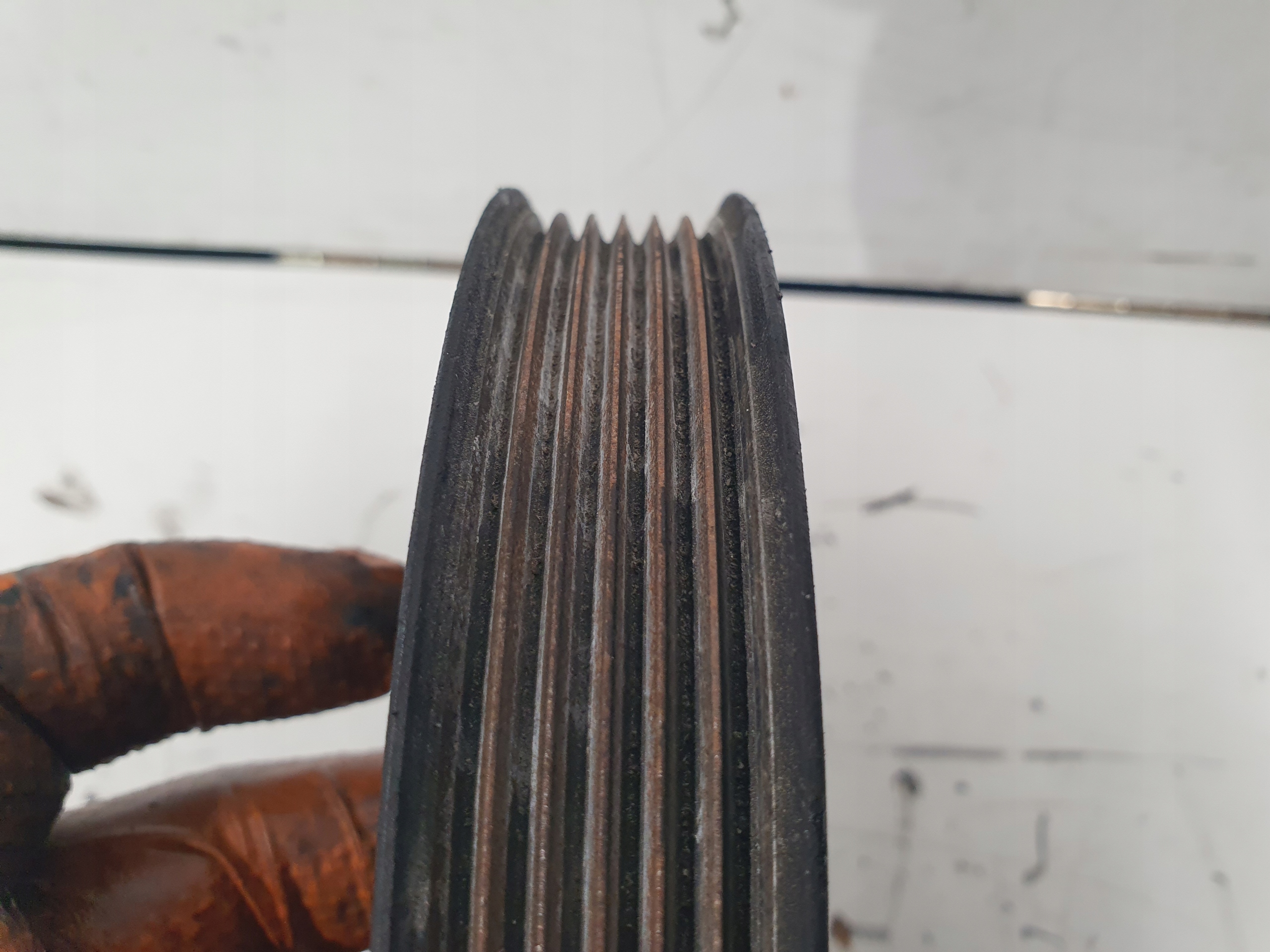 Opel Corsa D 1.3 cdti pulley tlumik drgan