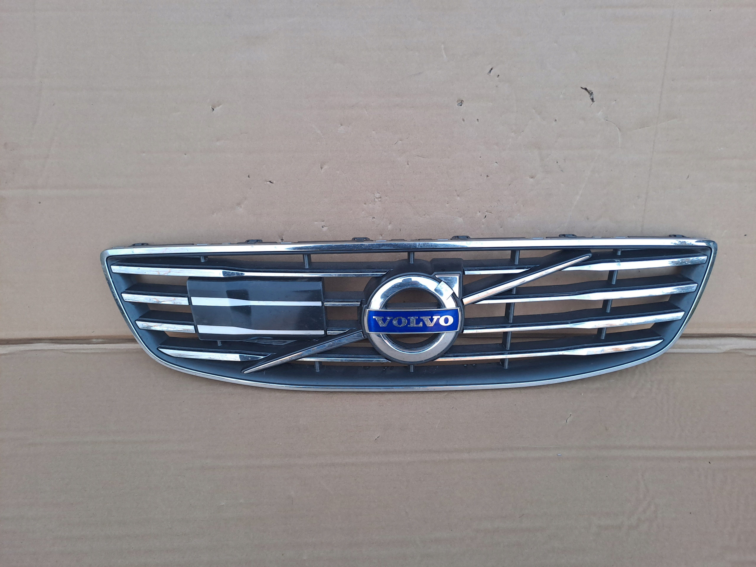 volvo S80 V70 III рестайлинг решетка радиатора под