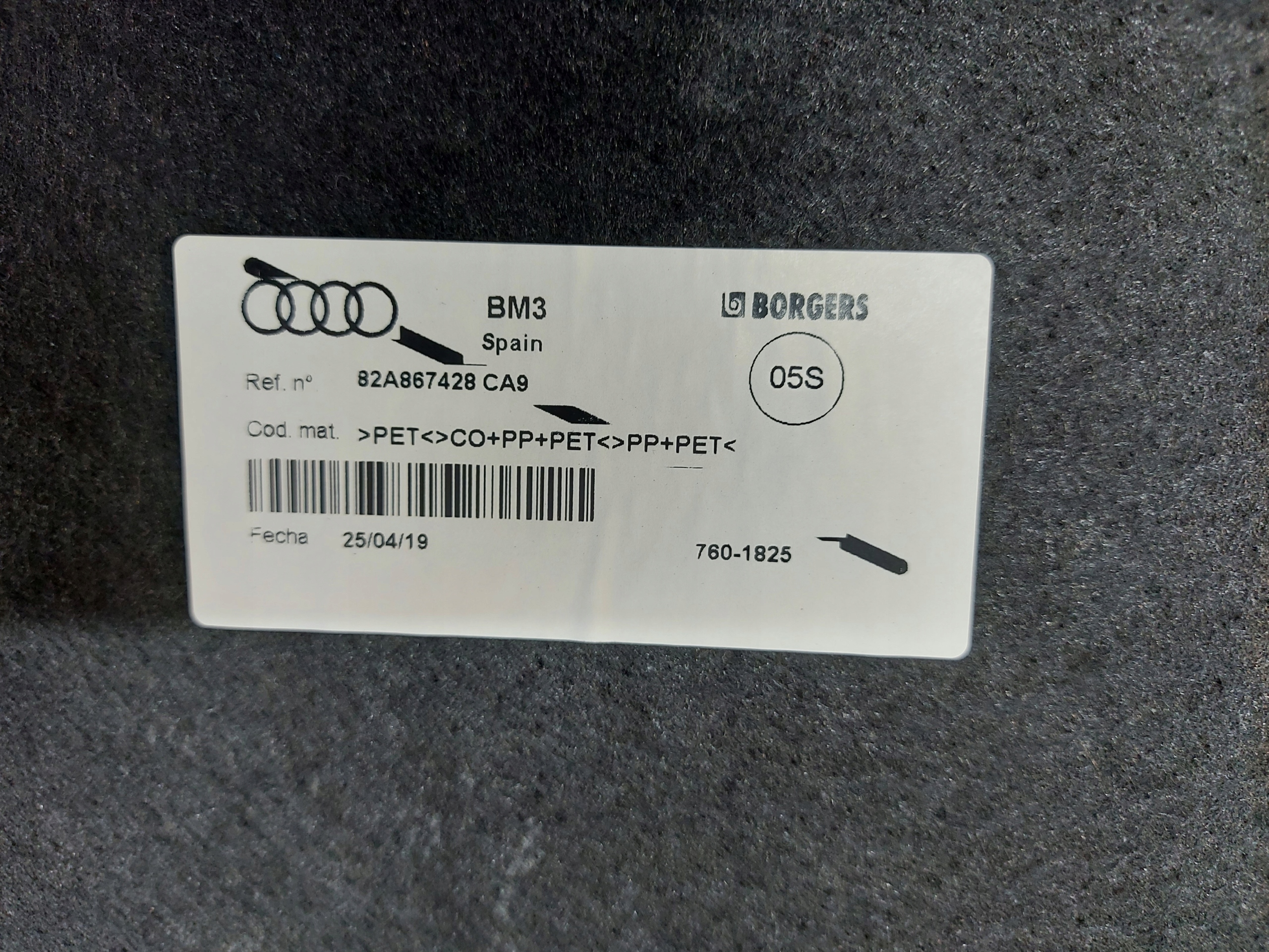 Audi A1 82A side upholstery boot right