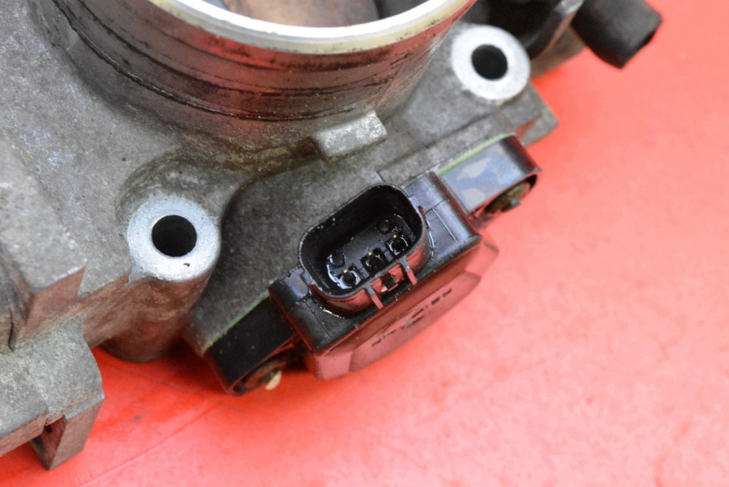 Valvola a farfalla HONDA CIVIC 7 VII 1.8 e-VTEC 140 KM 00-05