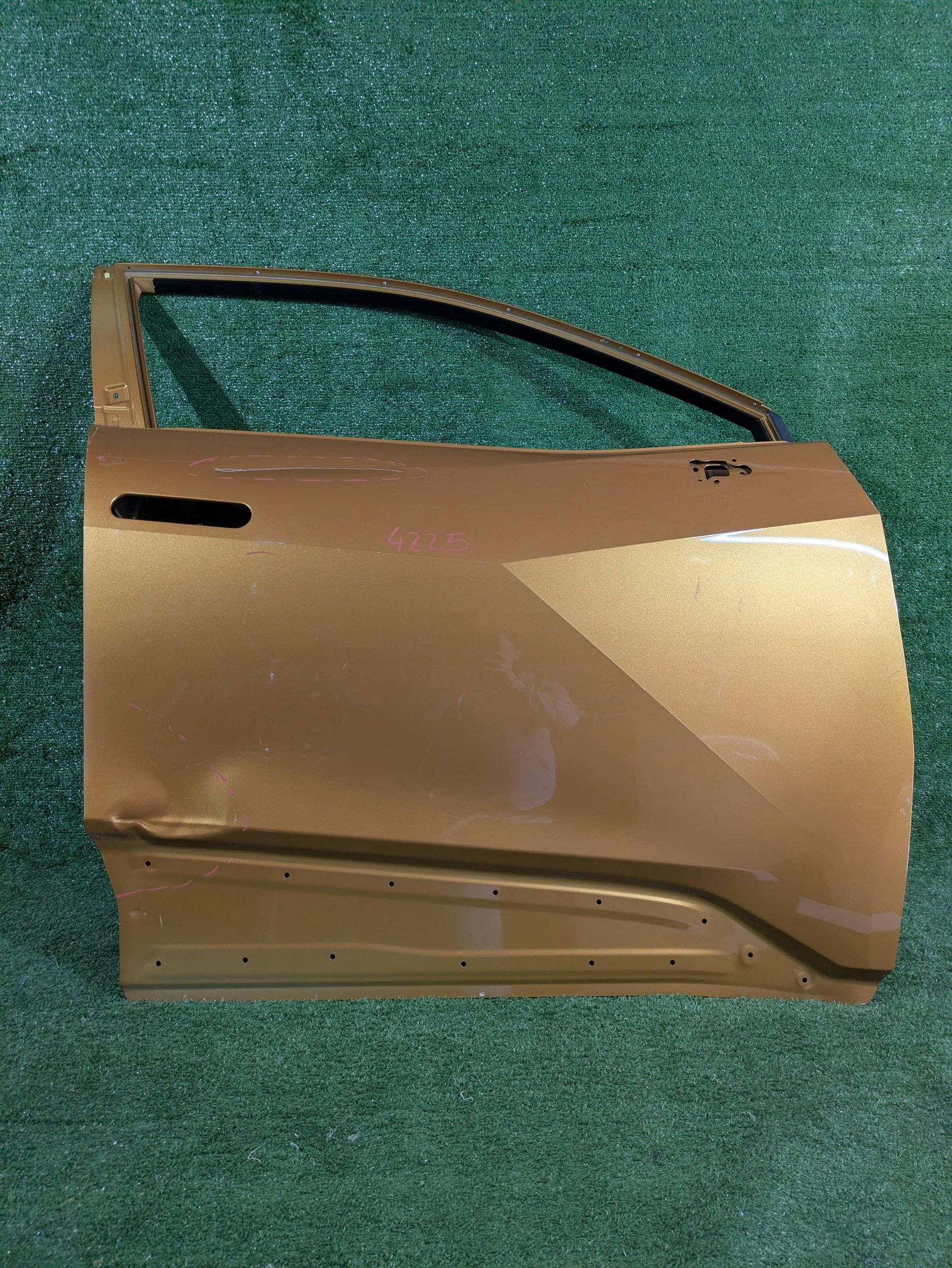 door front right right front TOYOTA C-HR CHR II 23- NR.4225