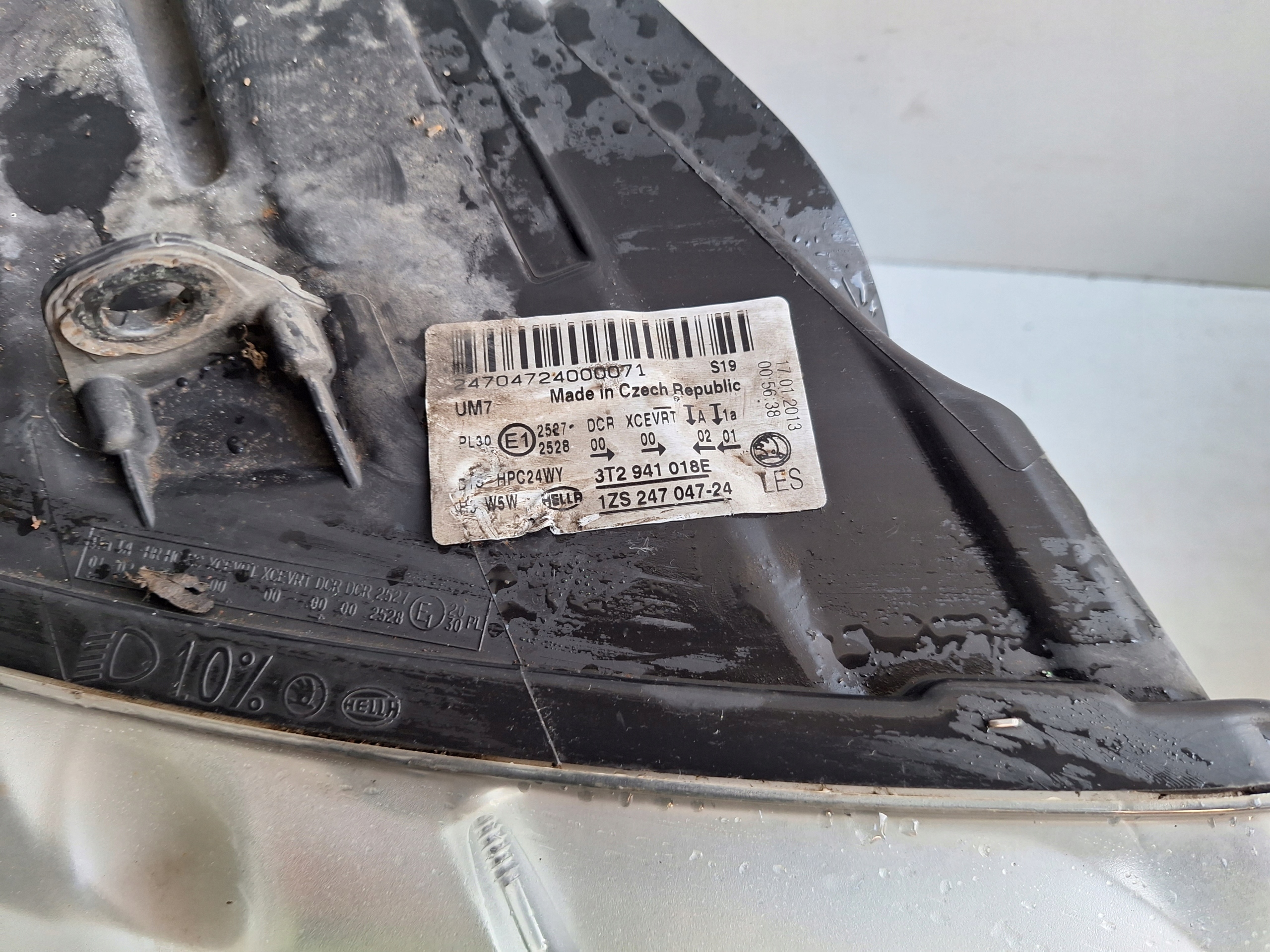 SKODA SUPERB II 3T0 08-13 light left XENON UK