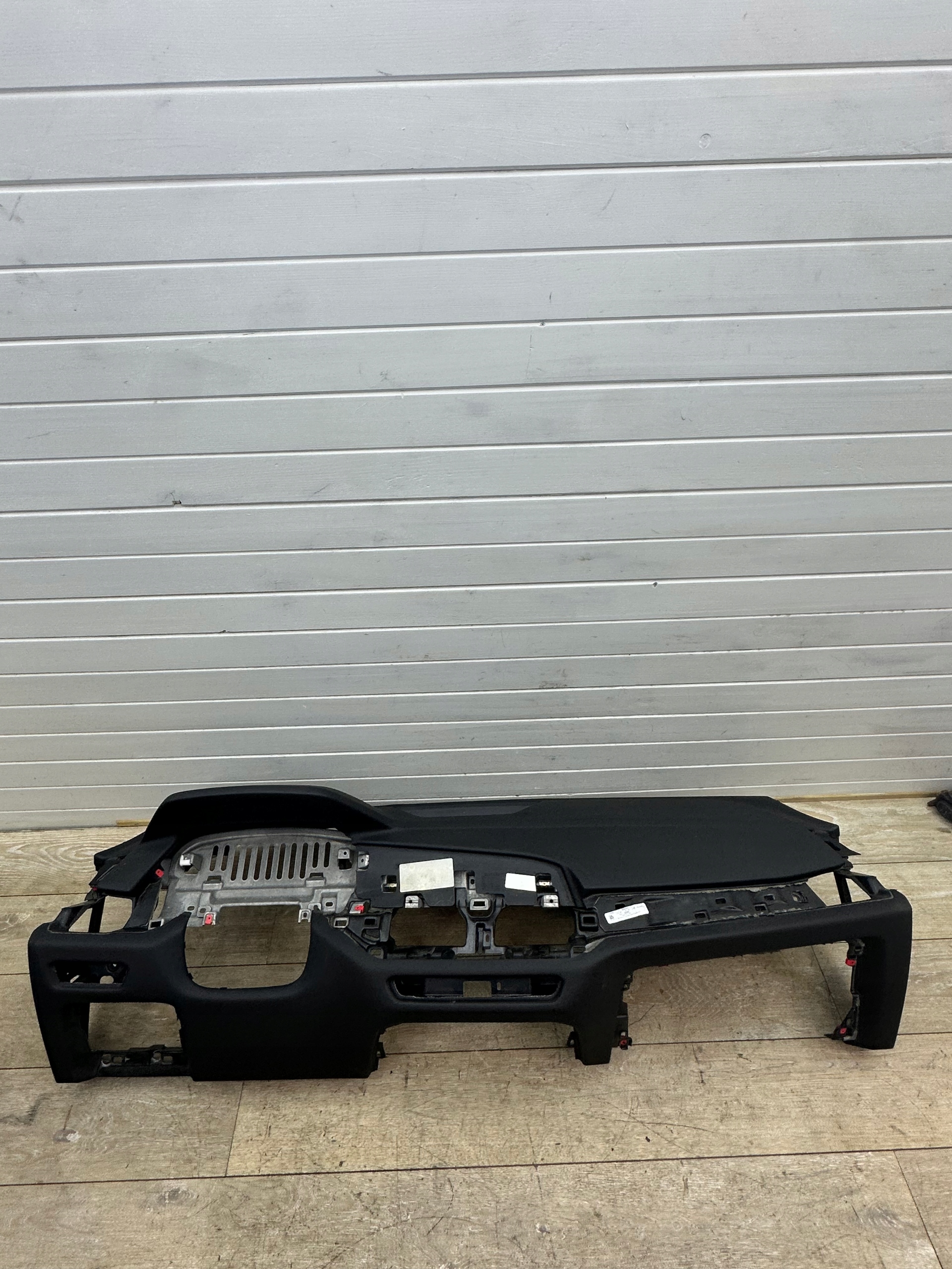 BMW X6 III G06 21r console dashboard instrument panel cockpit HUD 9399267