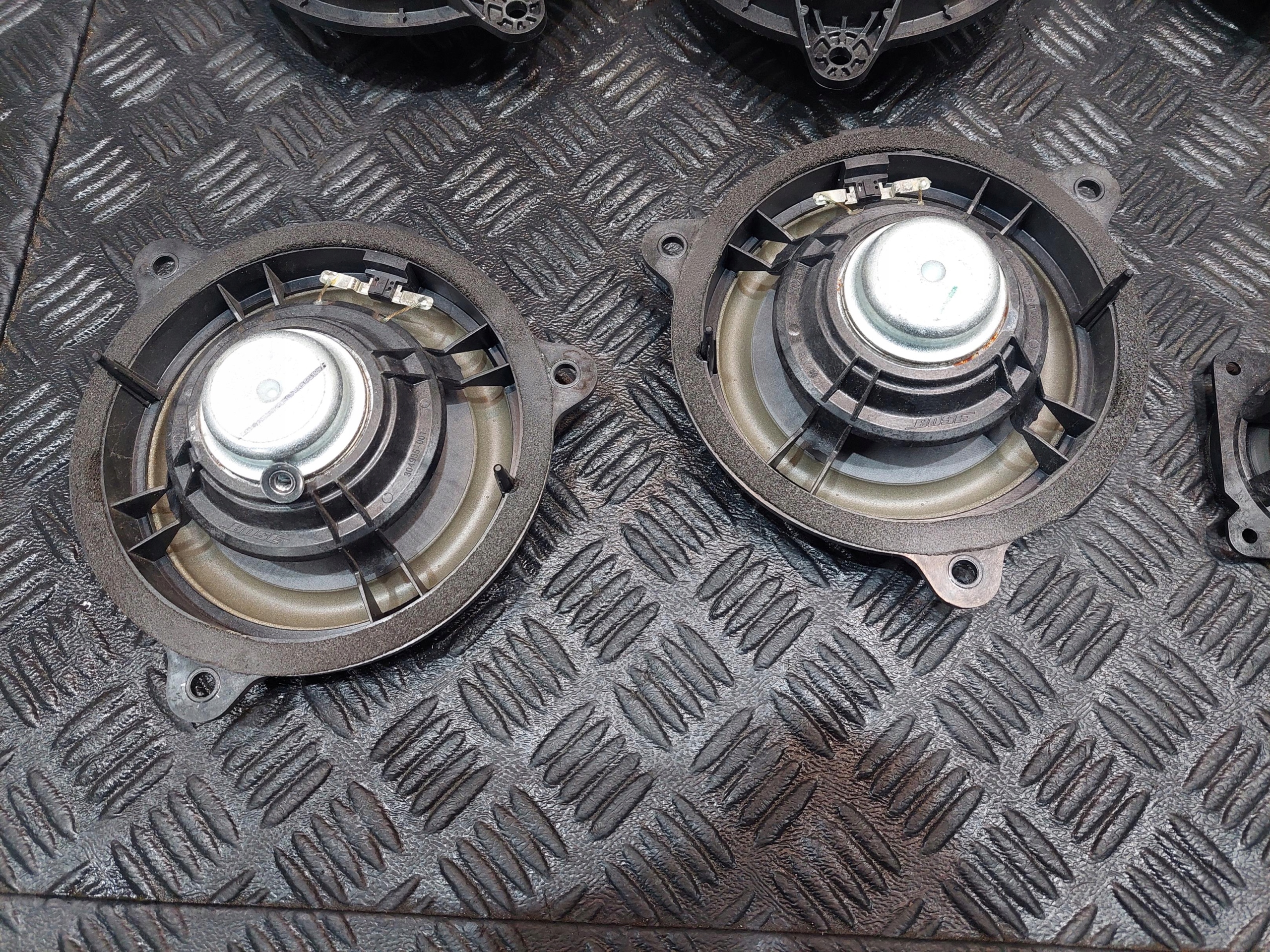 speakers BOSE running board INFINITI FX II