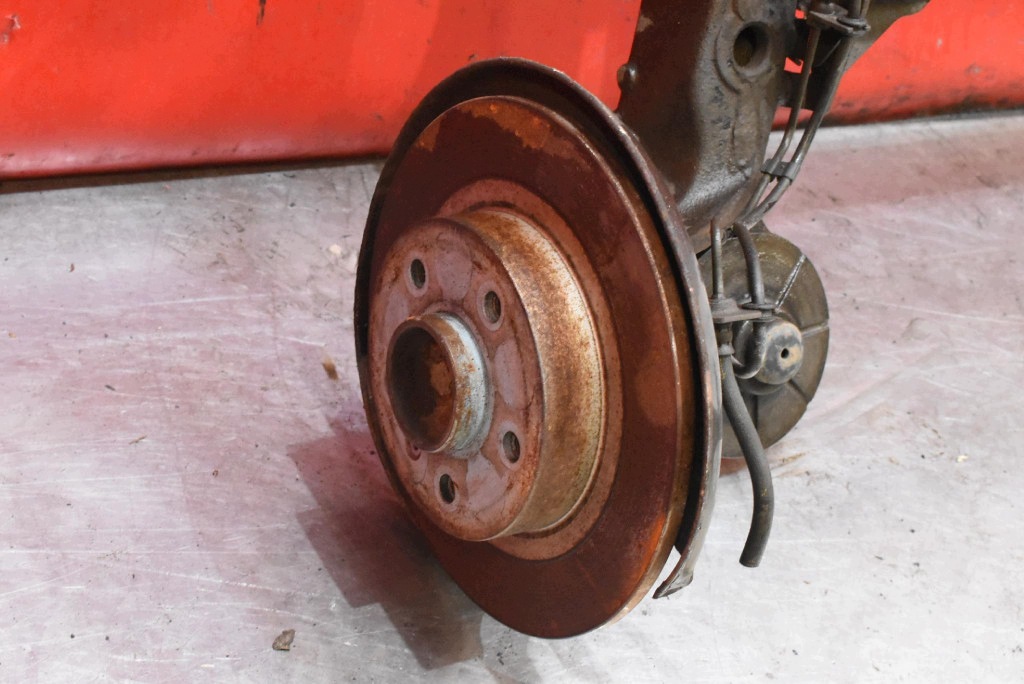 axis rear part rear sider OPEL MERIVA B 1.4 16V 101 KM 10-14