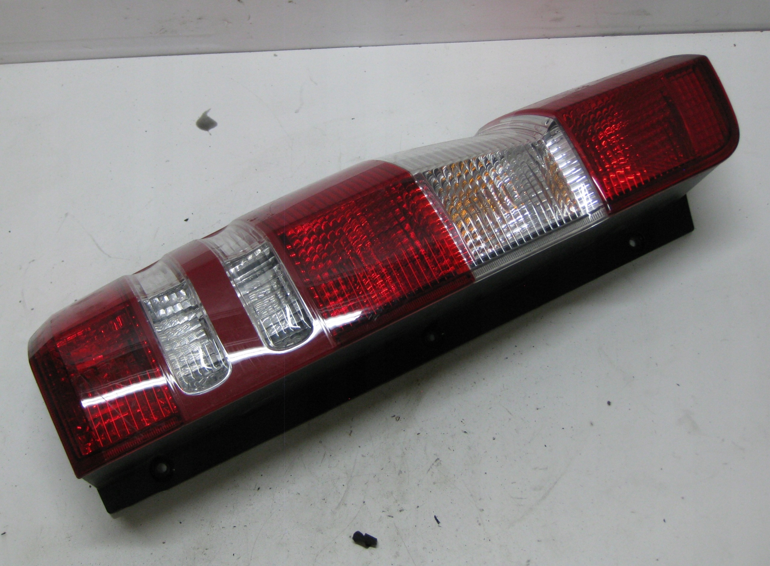 MERCEDES SPRINTER W906 light left rear part 89504029