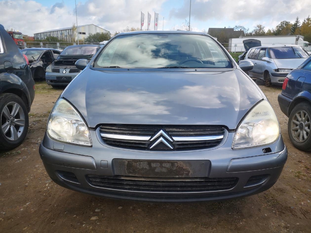 CITROEN C5 блок предохранителей 2001 2.2л