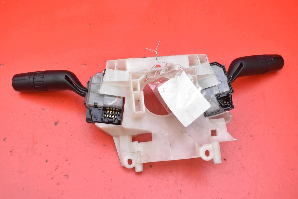commande levier commodo sous volant PAJAK 17G552 MAZDA 3 II BL HB LIFT 09-13