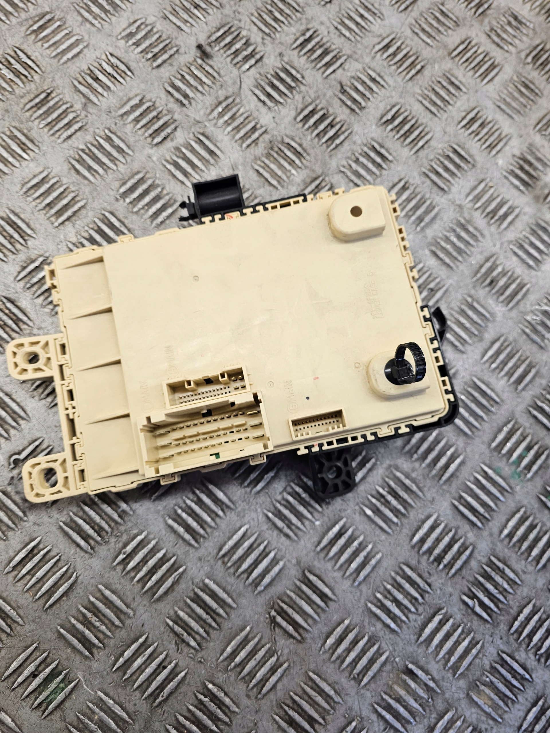 Module fusibles Hyundai OE 91950-A6081
