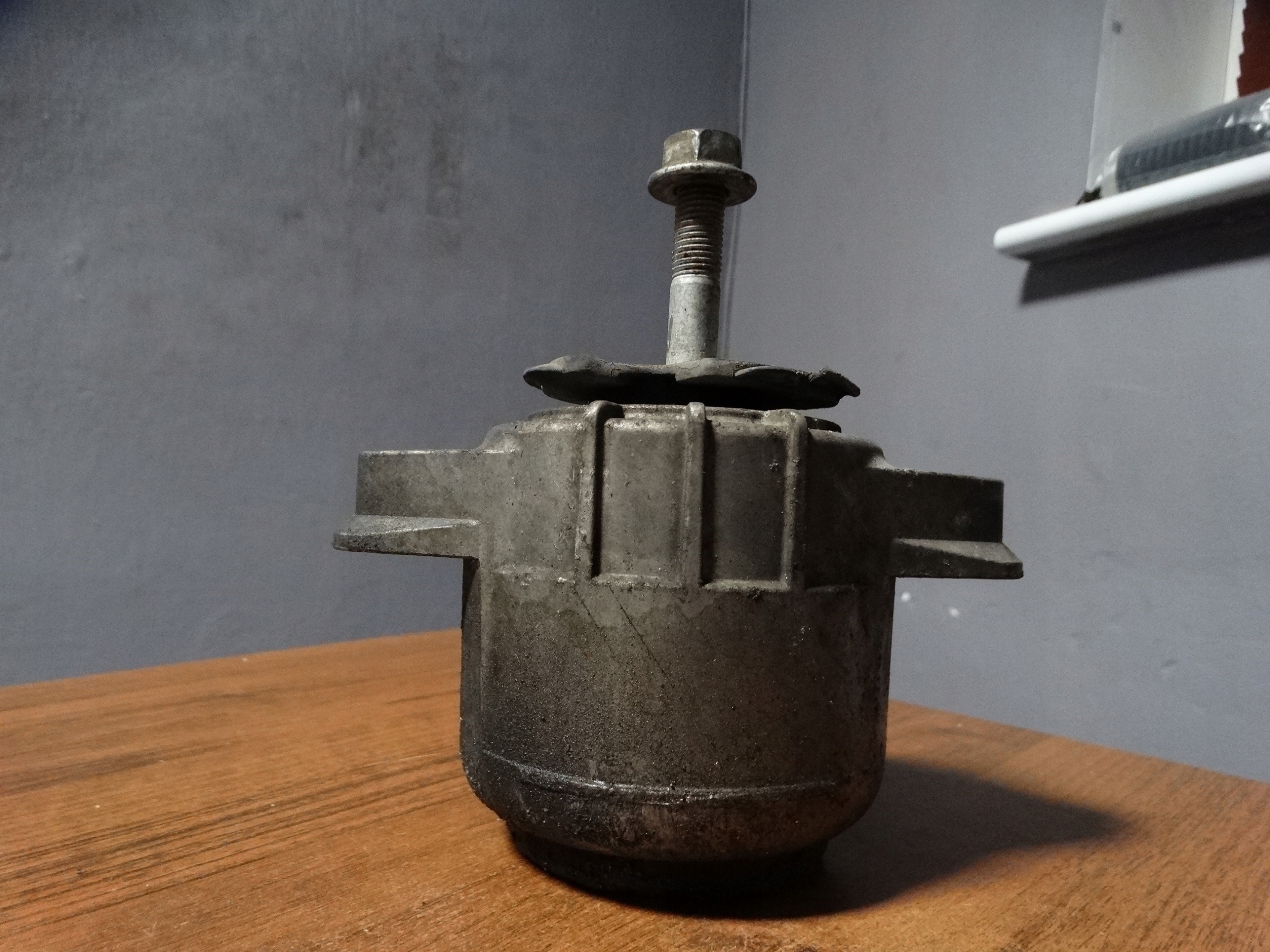 IDEALNA engine mount PORSCHE PANAMERA 970 1