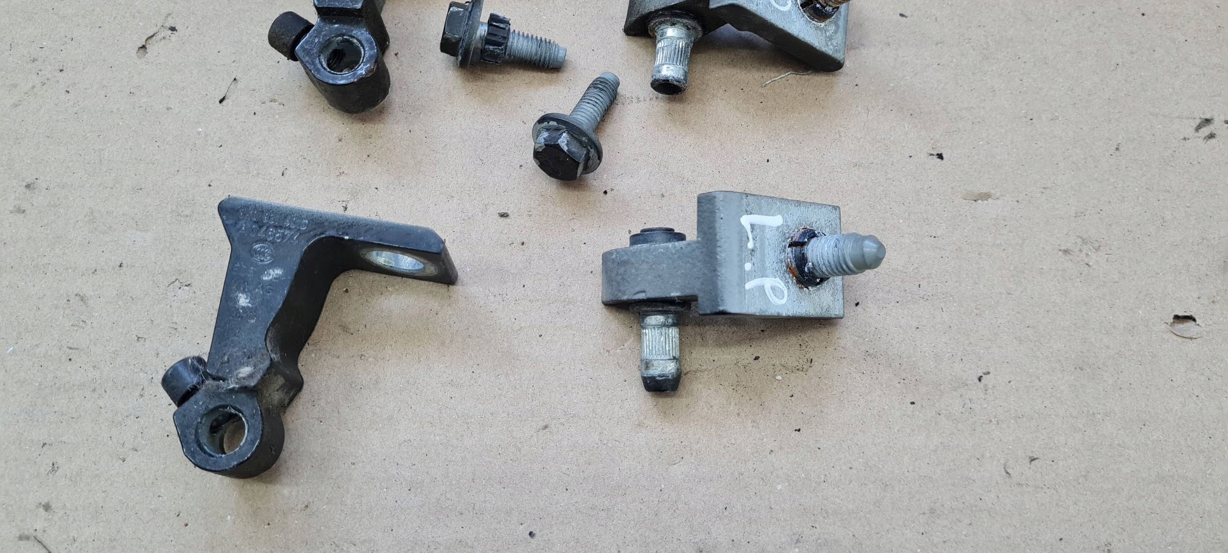 A5 8T LIFT S5 hinge hinges door left left front front COUPE LZ9Y