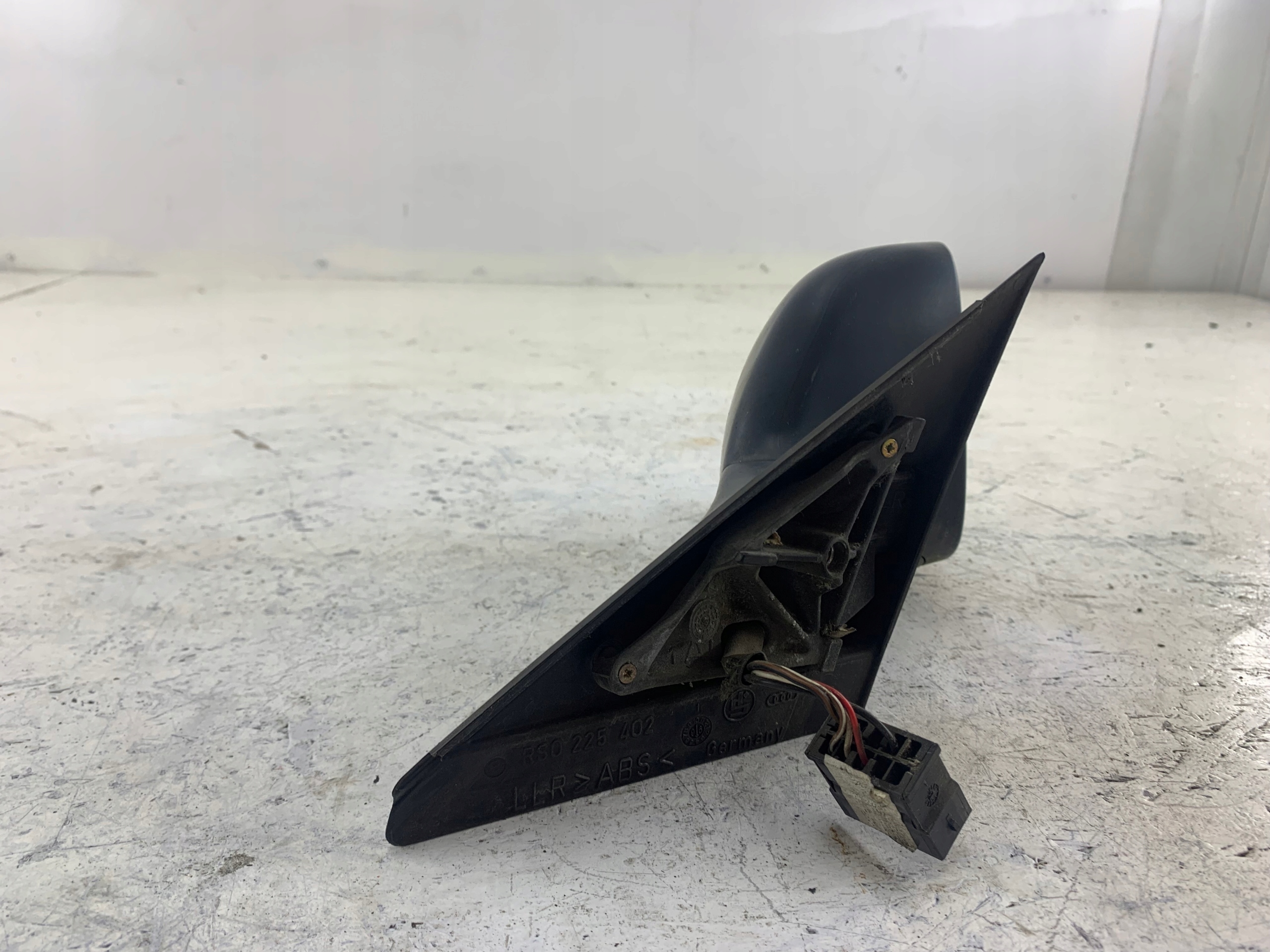 AUDI A4 B5 mirror right 5 PIN black,