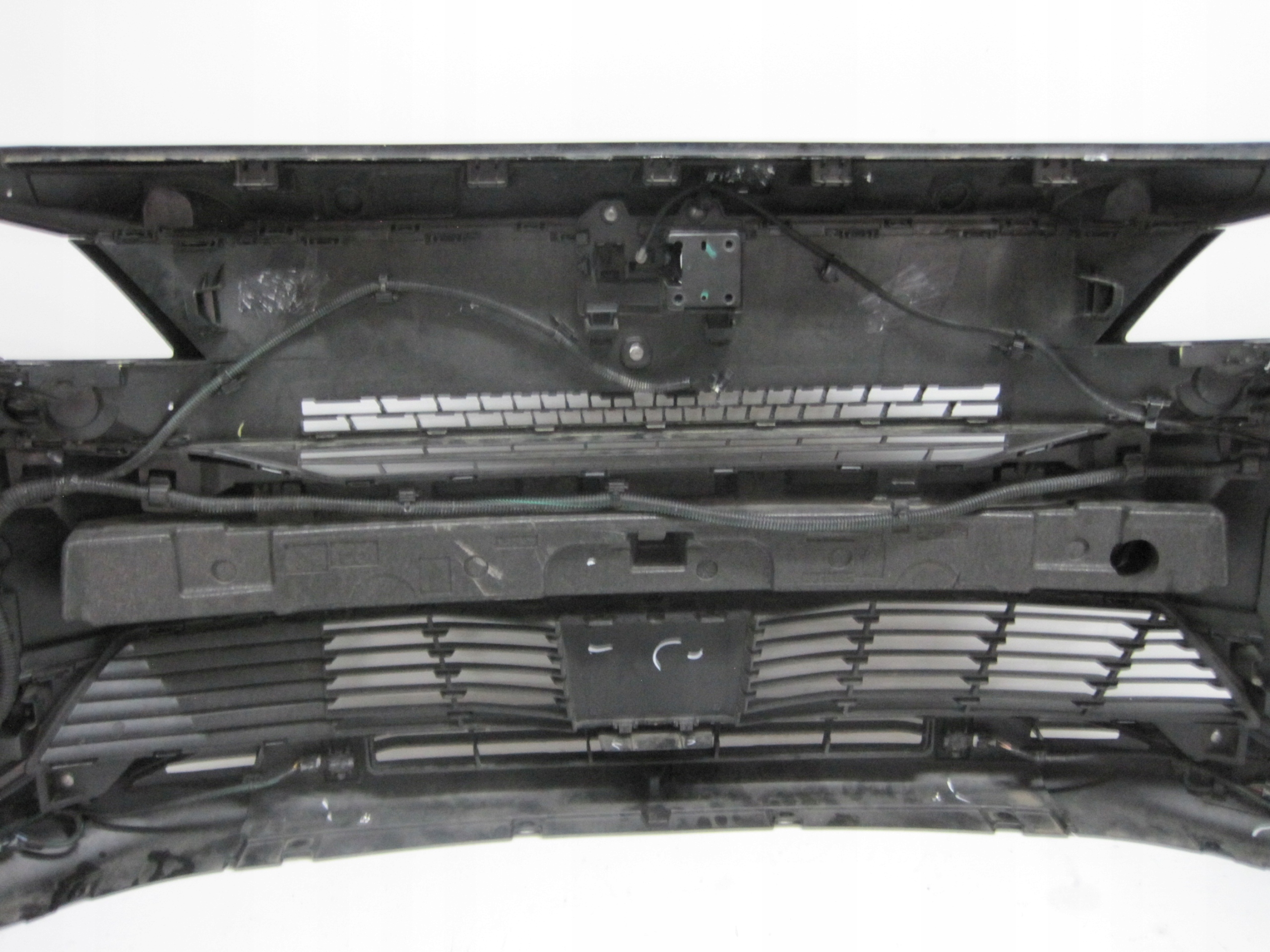 bumper front PEUGEOT 5008 GT 6 PDC 23R BLACK front