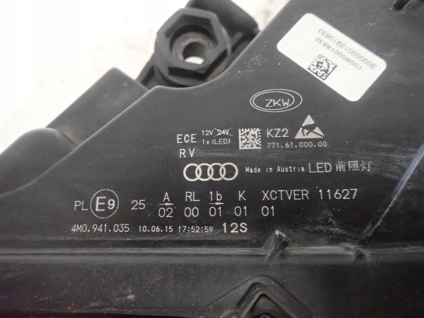 light front left AUDI Q7 2015- FULL LED MATRIX 4M