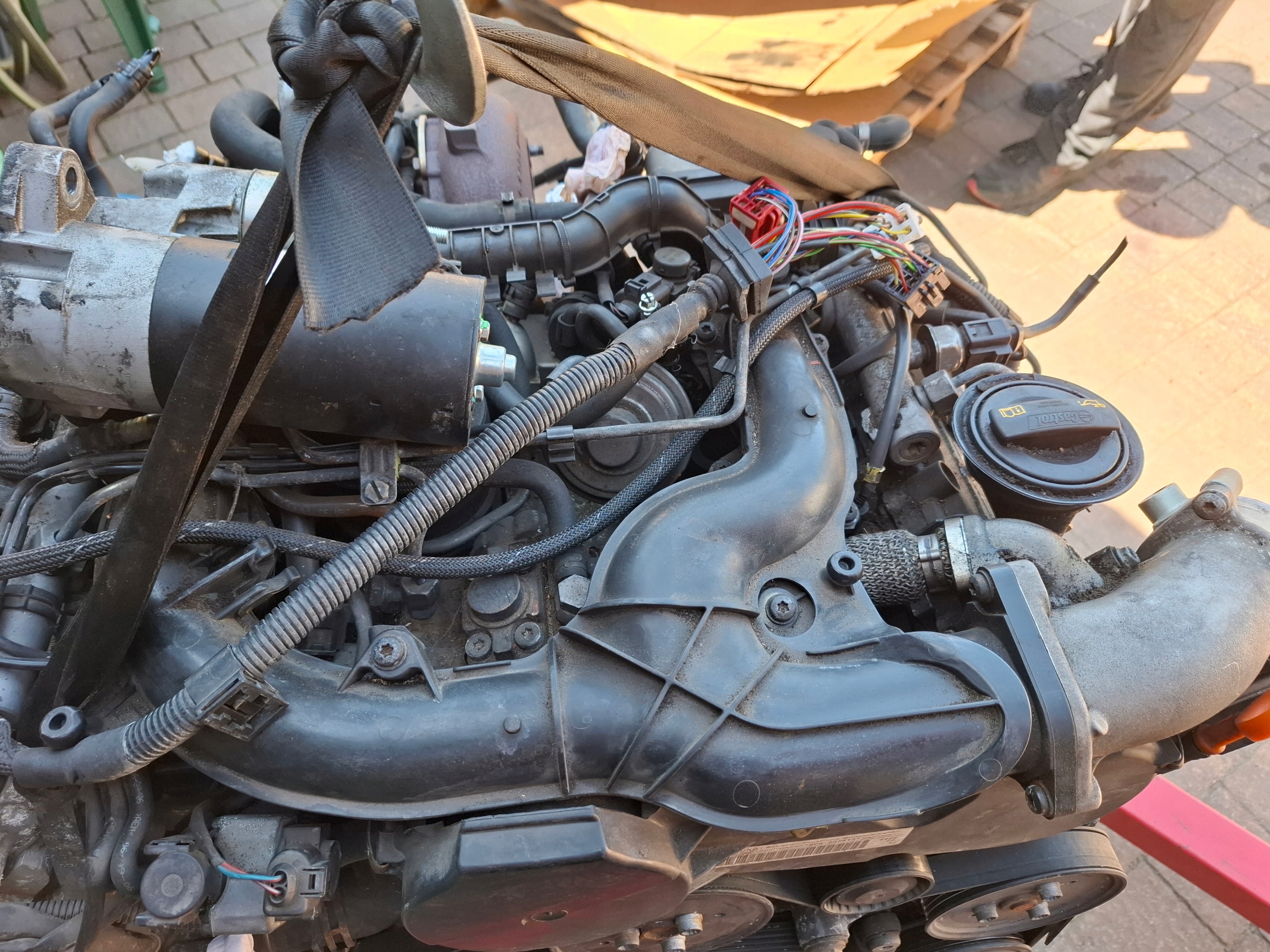 Двигатель Audi Q7 4L 3.0 tdi