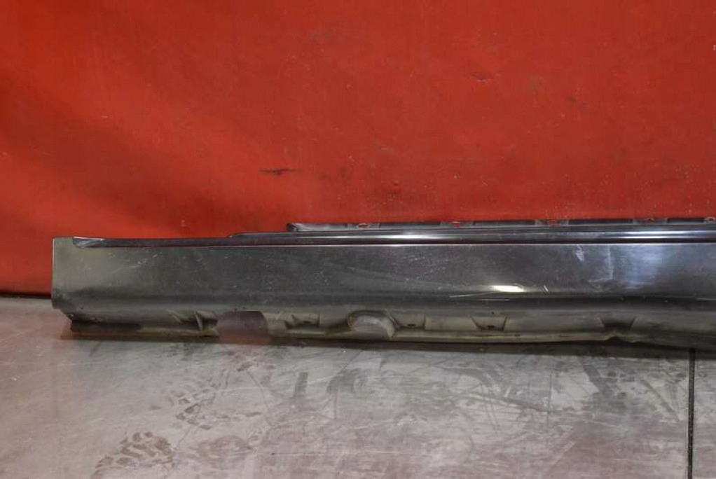 cap threshold left black 17370110 BMW E63 03-07