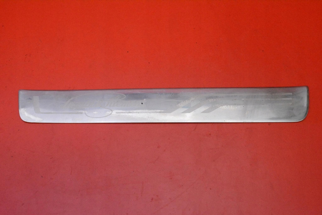caps threshold LAURIN&KLEMENT 3V0853813E SKODA SUPERB 3 III 15-20