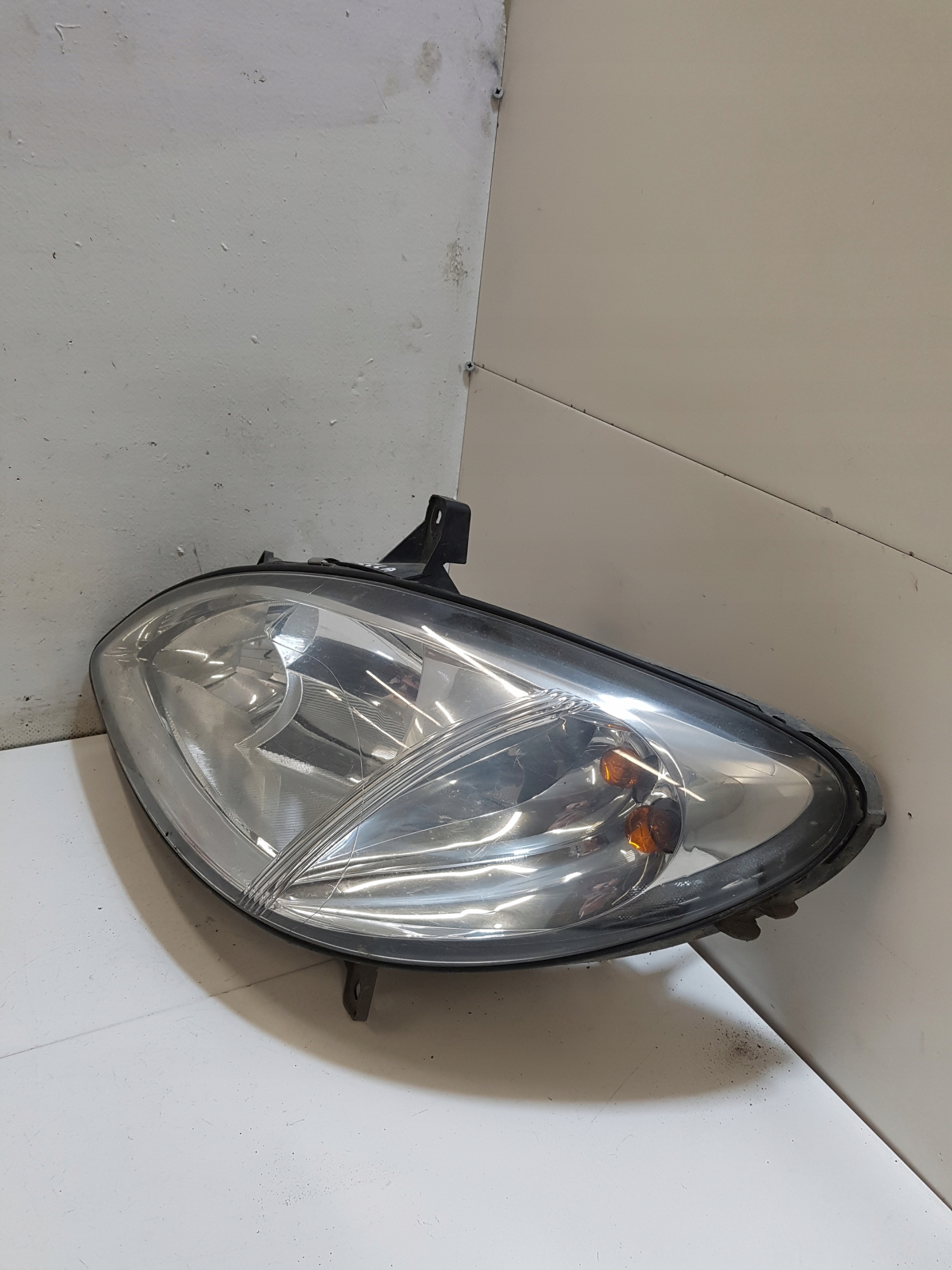light left front MERCEDES-BENZ VITO W639