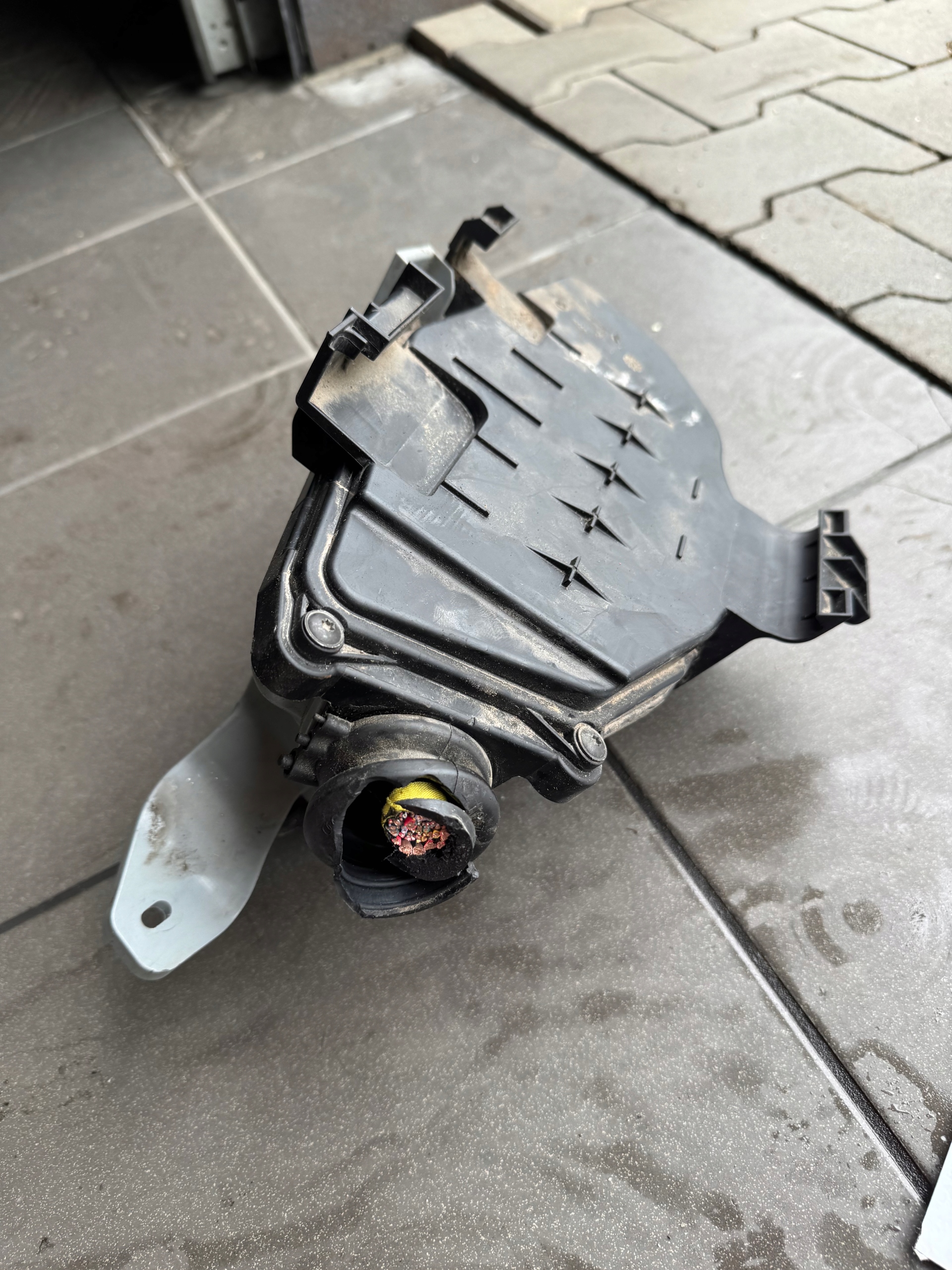 original obal obalu pojistek AUDI A6 C7 kompletní