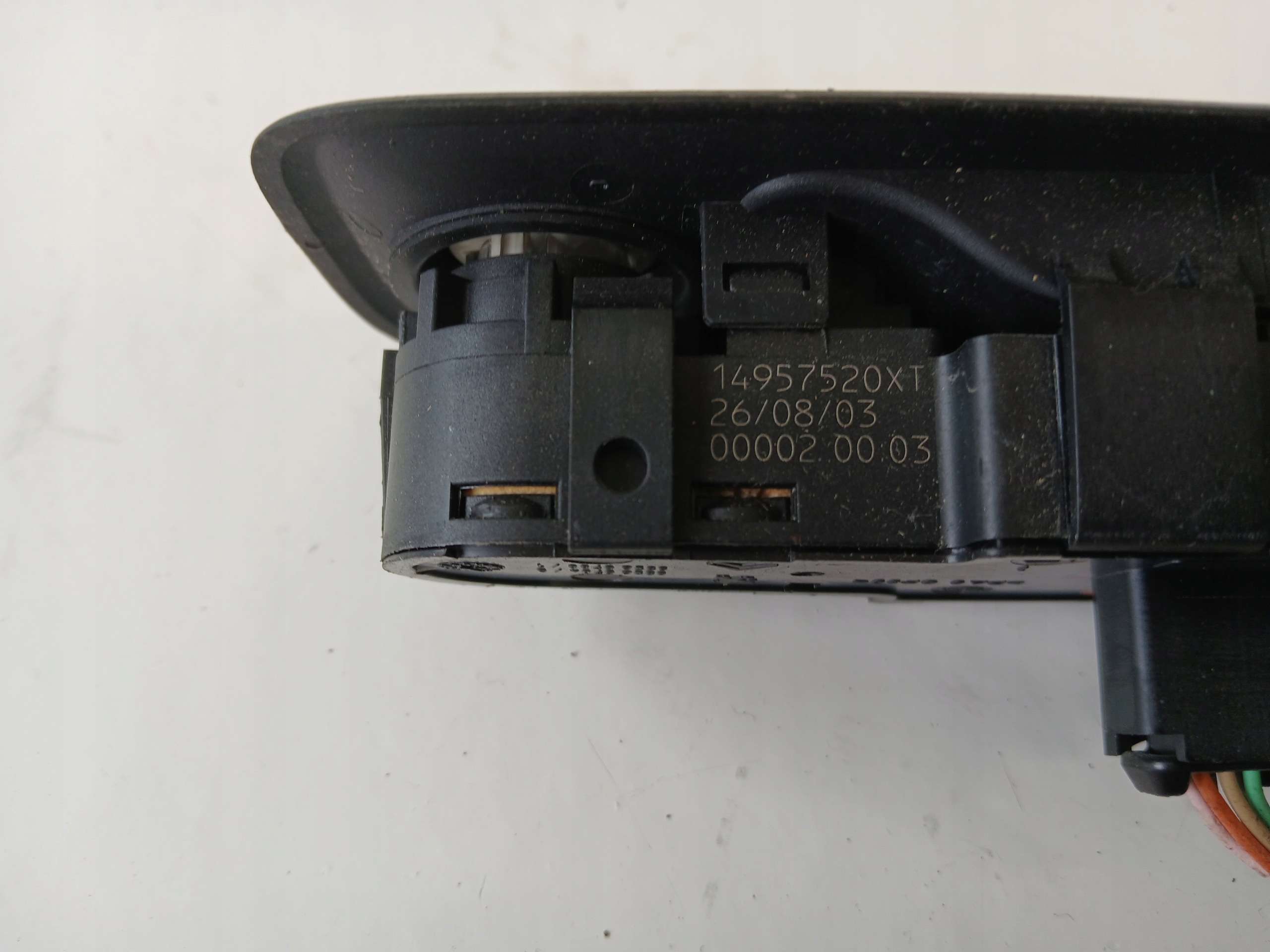 PEUGEOT 807 CITROEN C8 PANEL okna levý předek 14957520XT