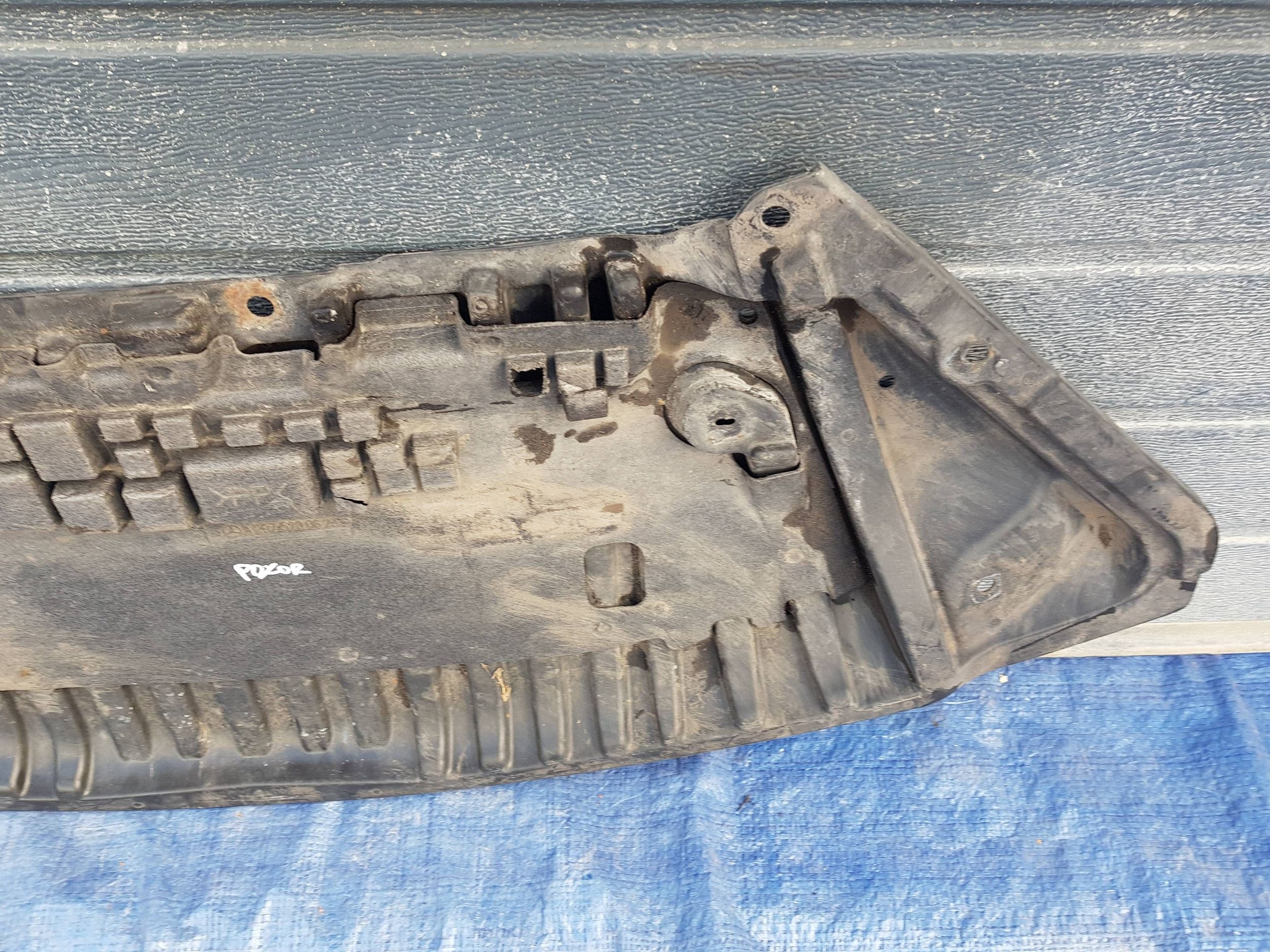 cover cover below engine bumper MERCEDES W207 2075200623