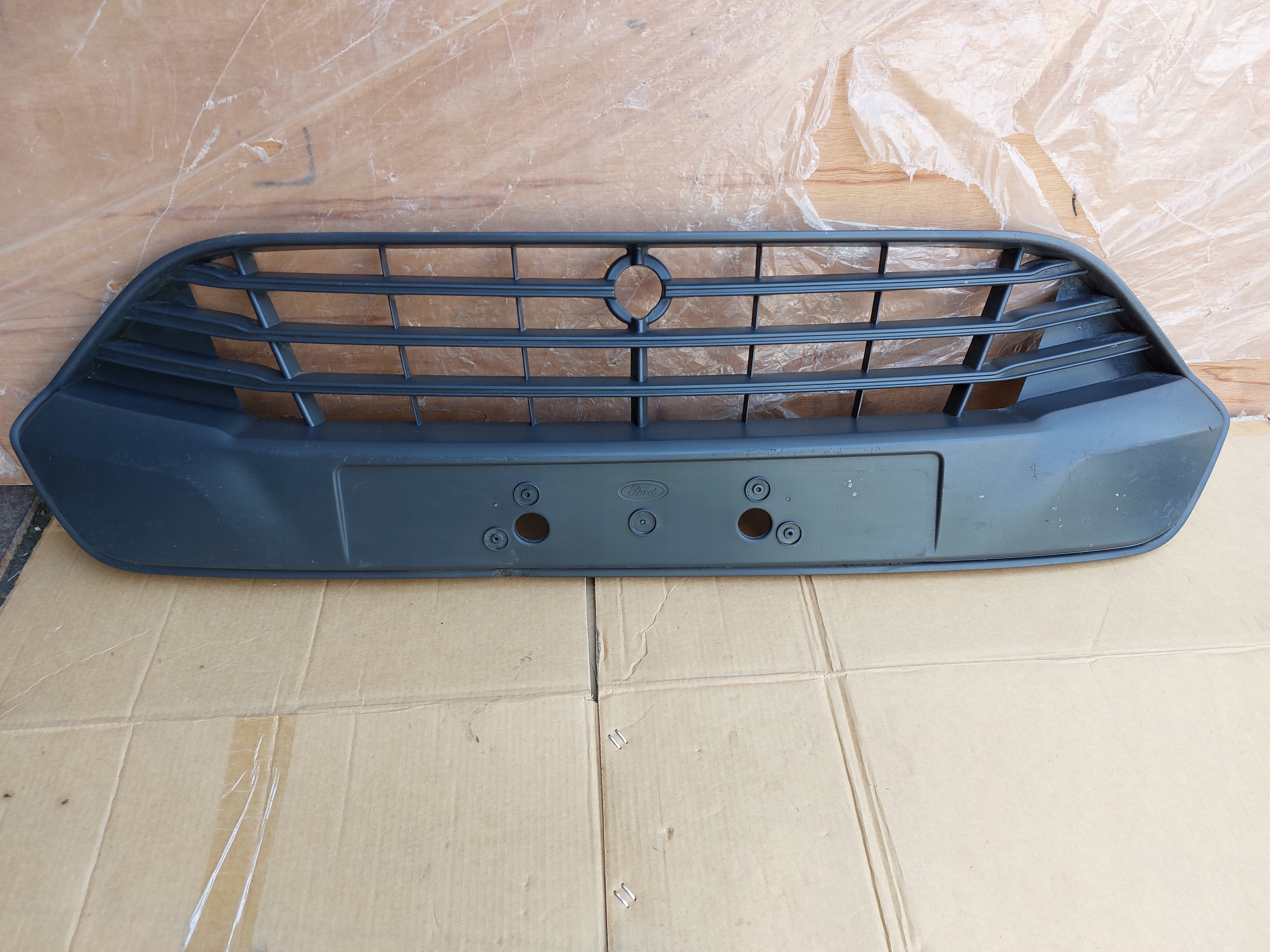 Ford Transit Custom grid of a bumper front BK21-17B968-ABW