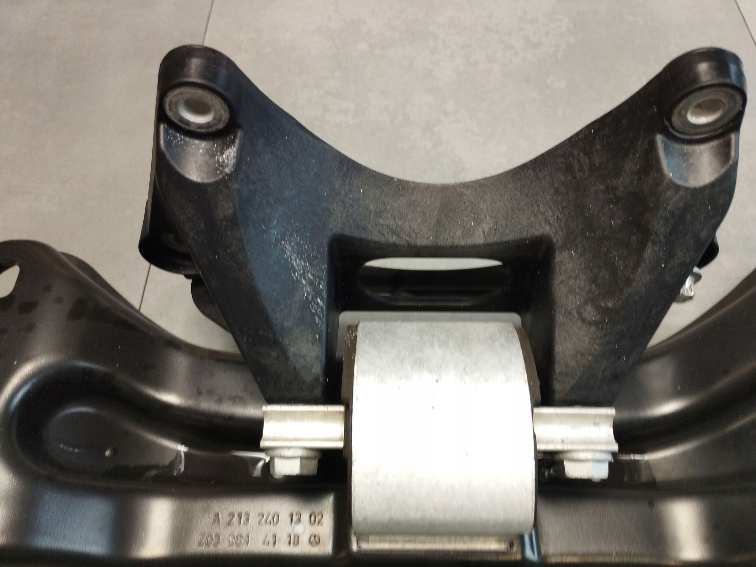 Mercedes-Benz E W213 Supporto cambio A2132401302