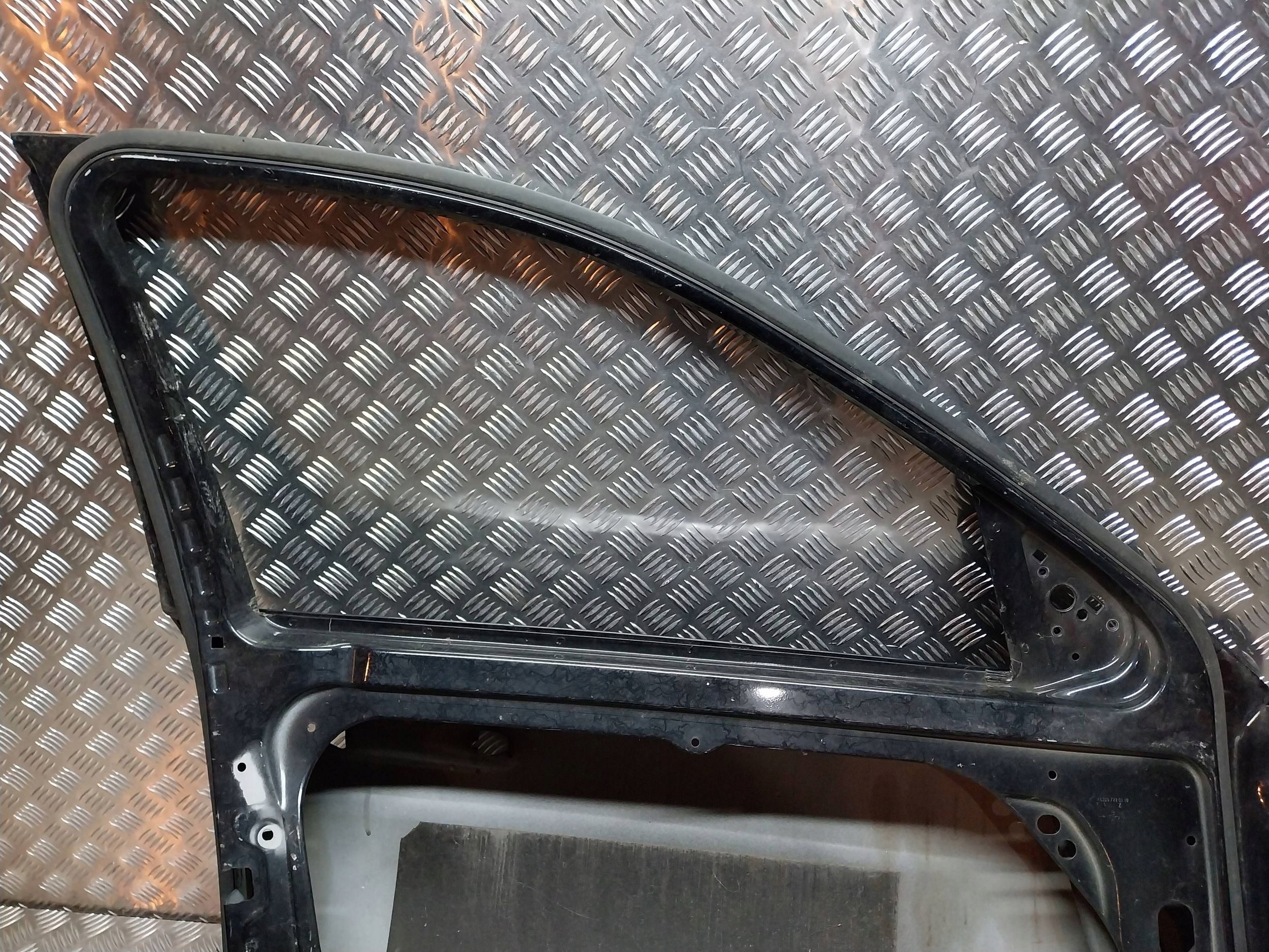 door front left MERCEDES C-KLASA W204 07