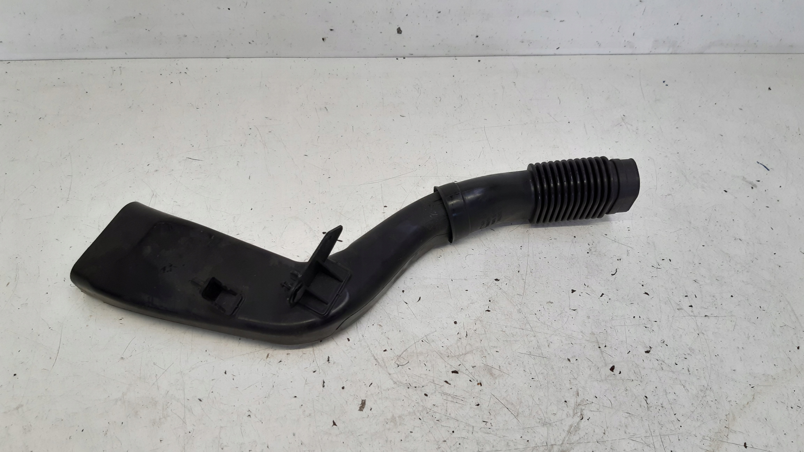 air hose 13427552 Opel Corsa E