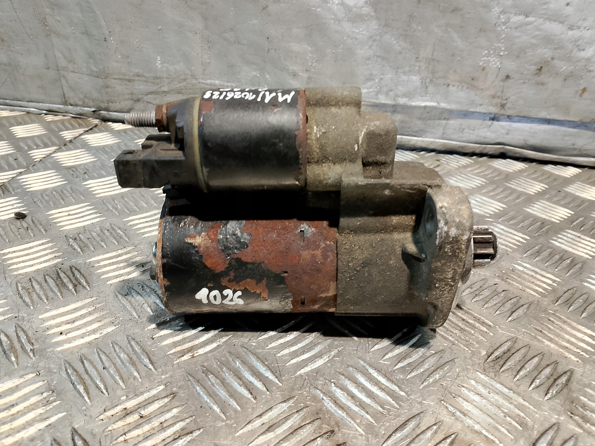 startér MOTORU AUDI A3 8L 1.6 B 1005831308