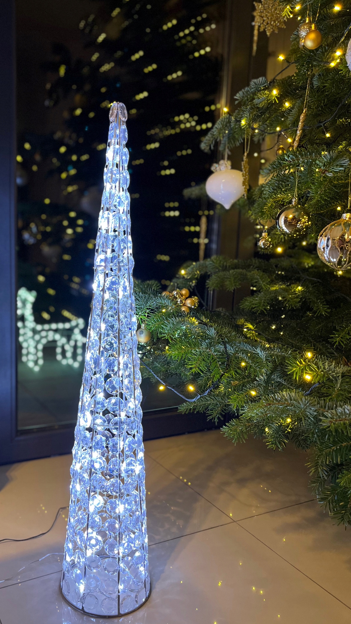 Stożek akrylowy Led kryształki 40 cm Kod producenta 40S