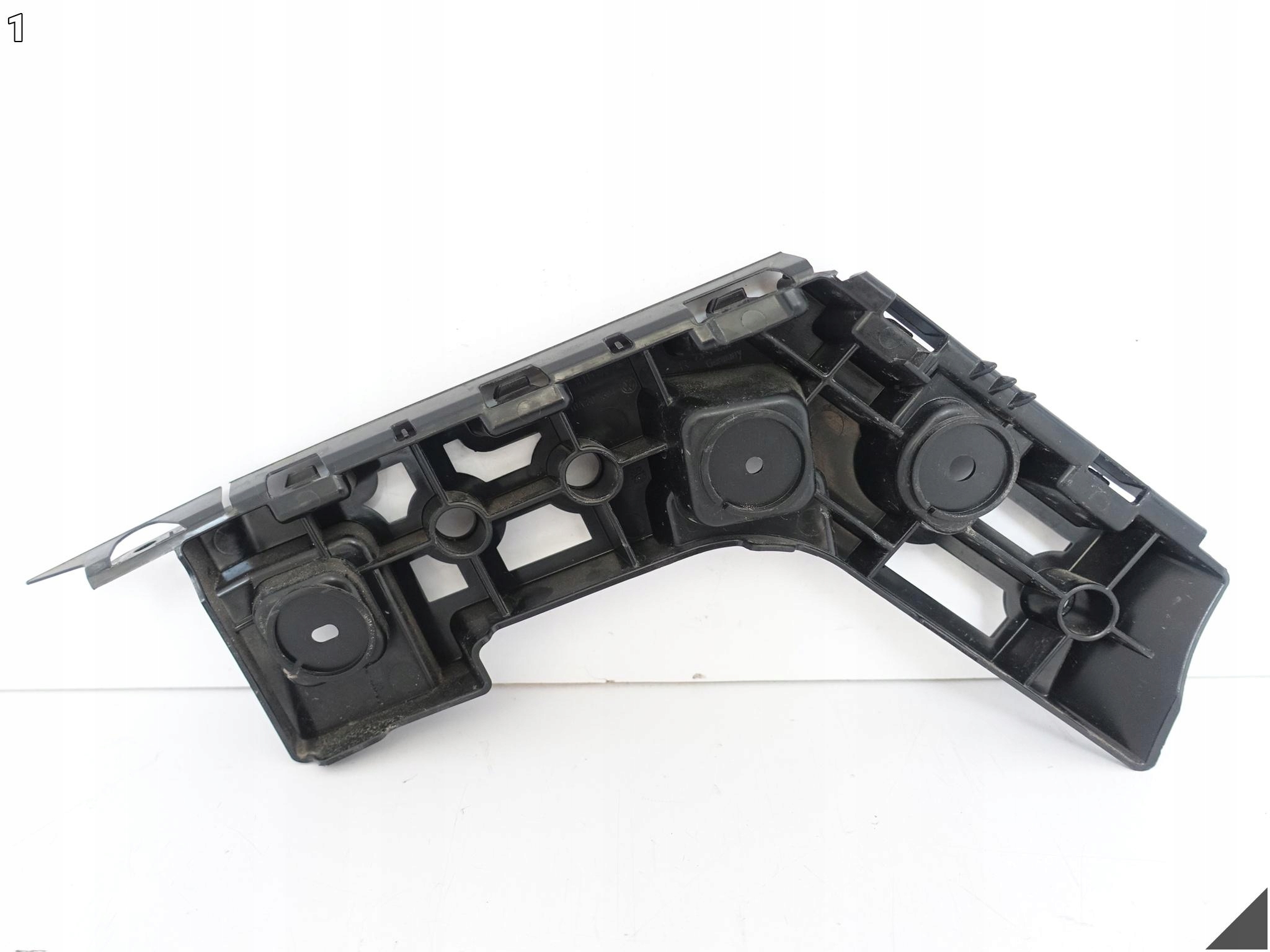 VW ID3 ID.3 10A 19-26 support holder bracket W bumper right rear part