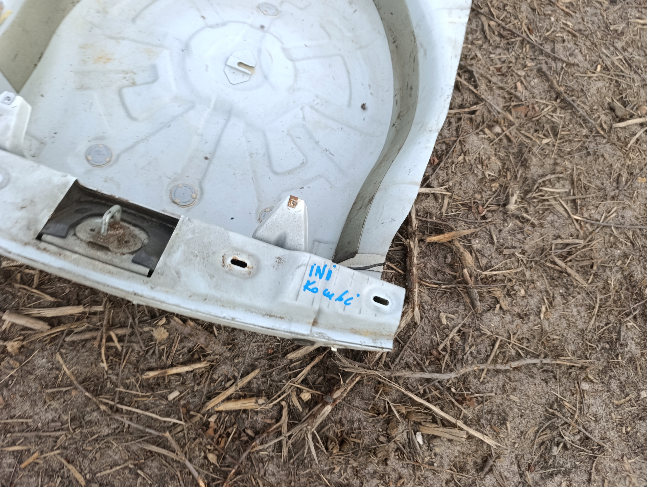 sump rear panel opel insignia a kombi Z40R
