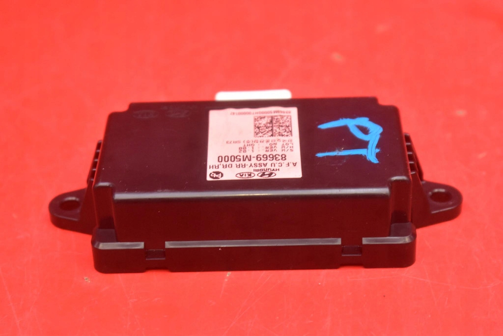 control unit module door right rear part 83669-M5000 HYUNDAI NEXO 18