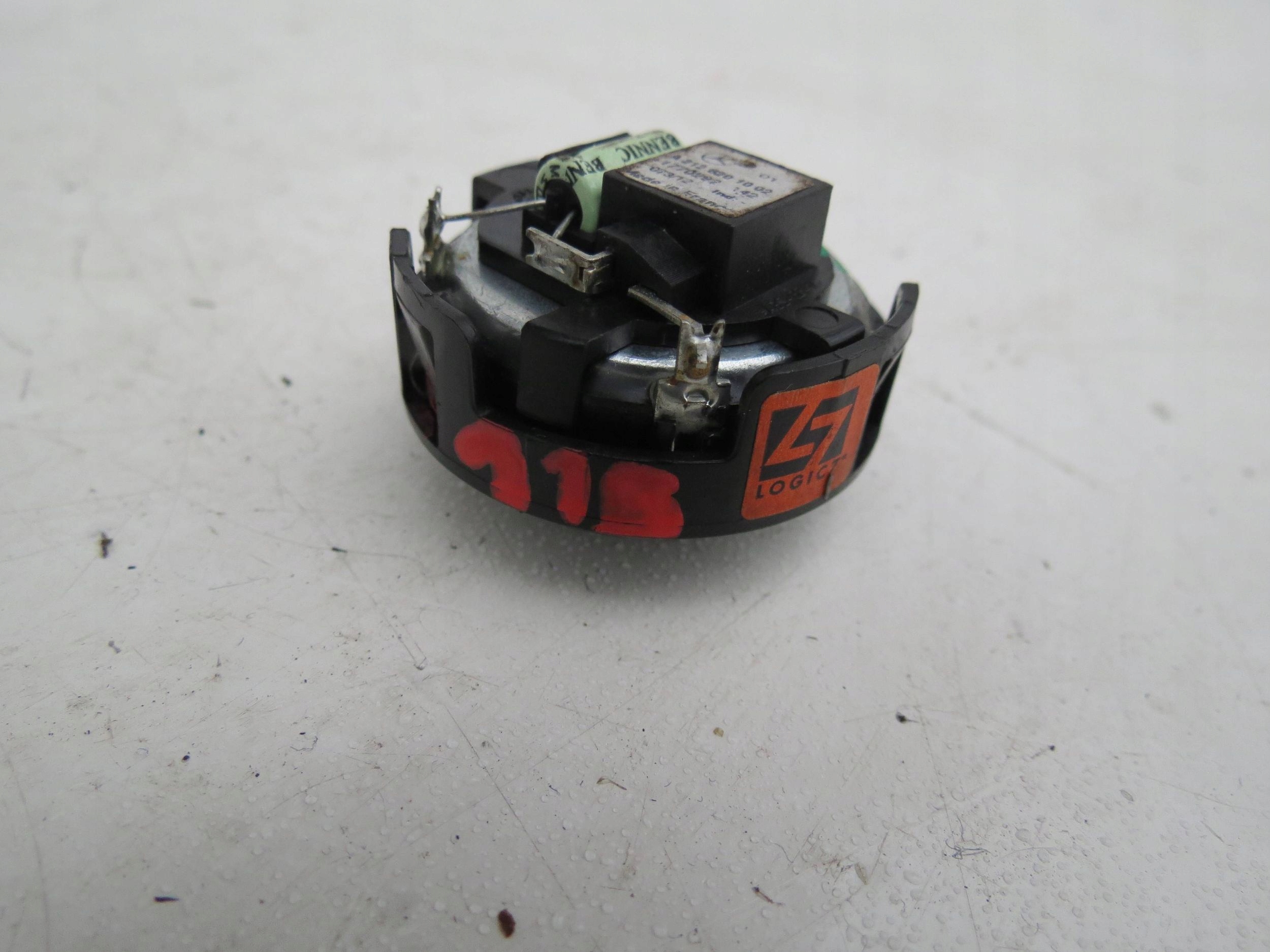 speaker door left MERCEDES CLS W218 A2128201002