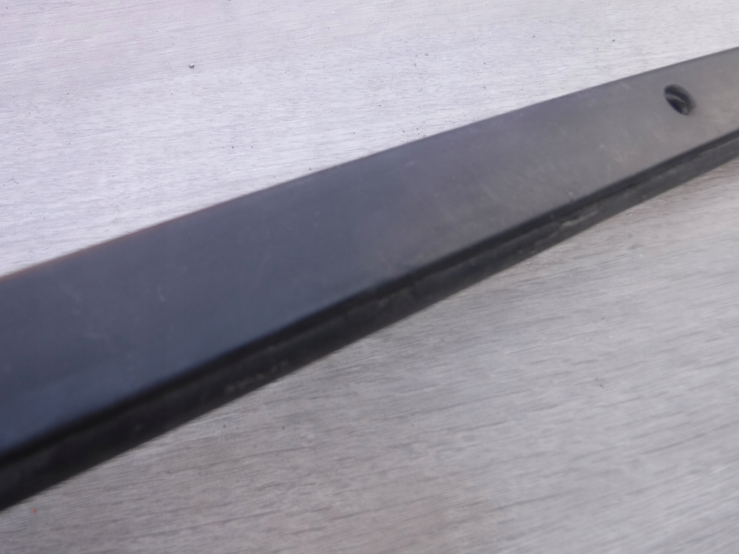 moulding below LAMPE left left front MERCEDES W140