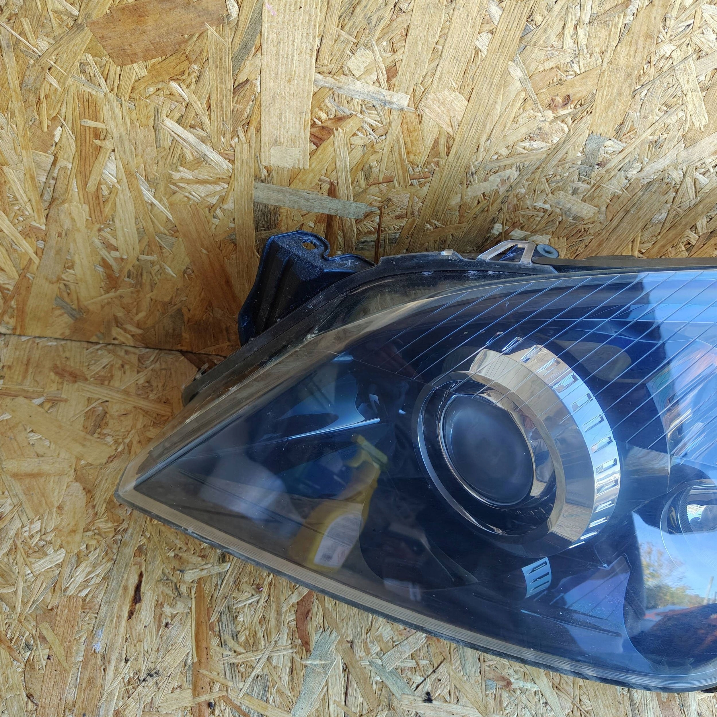 Reflektor Avant Bouche buse Gauche Opel Astra H