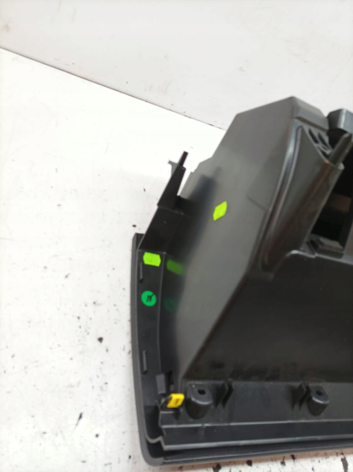 CASSETTO PORTAOGGETTI Destra passeggeri EU Renault Kadjar e (2015- )