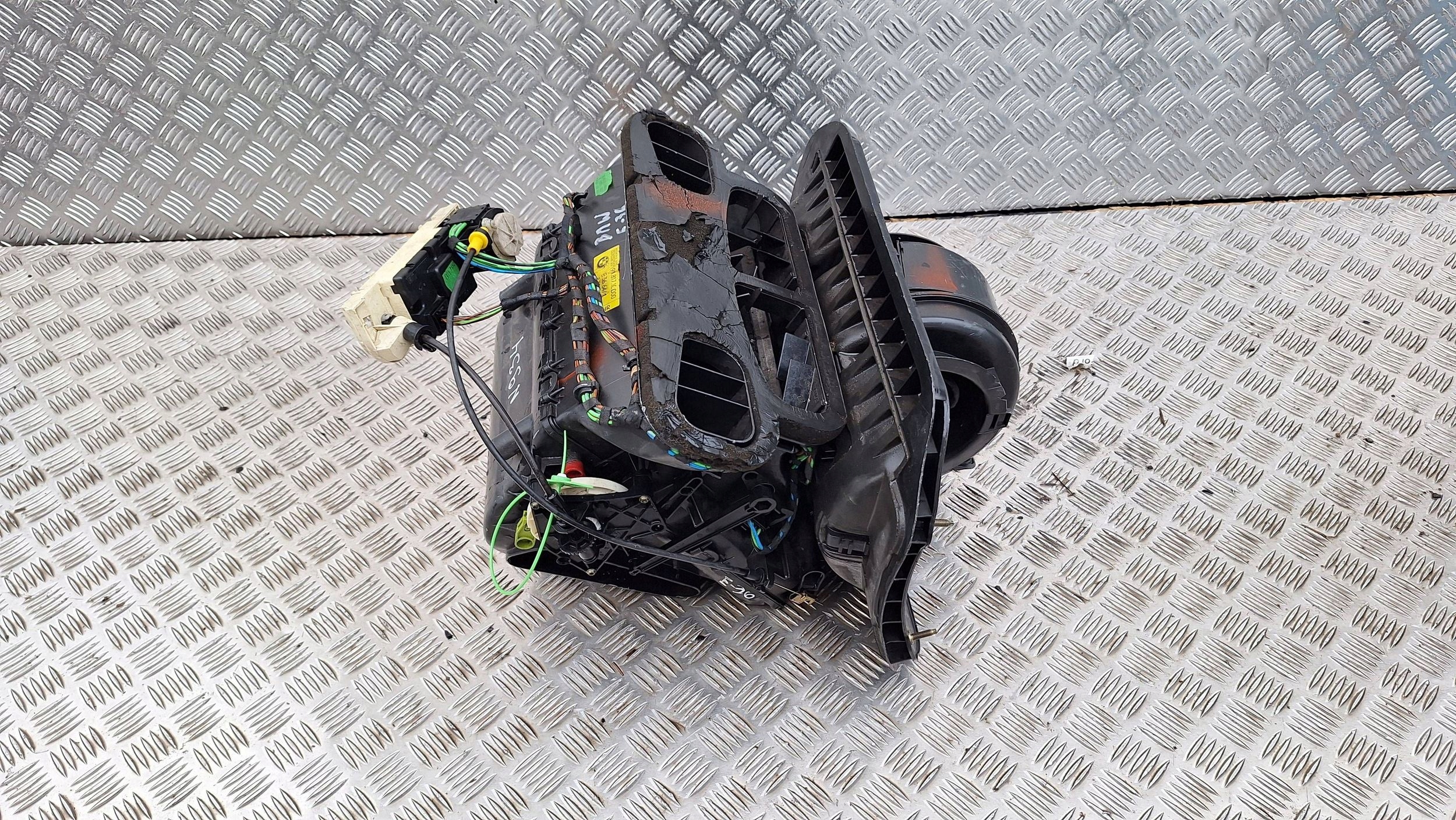 ohřívač ventilátor klími KPL 8391243 BMW E36
