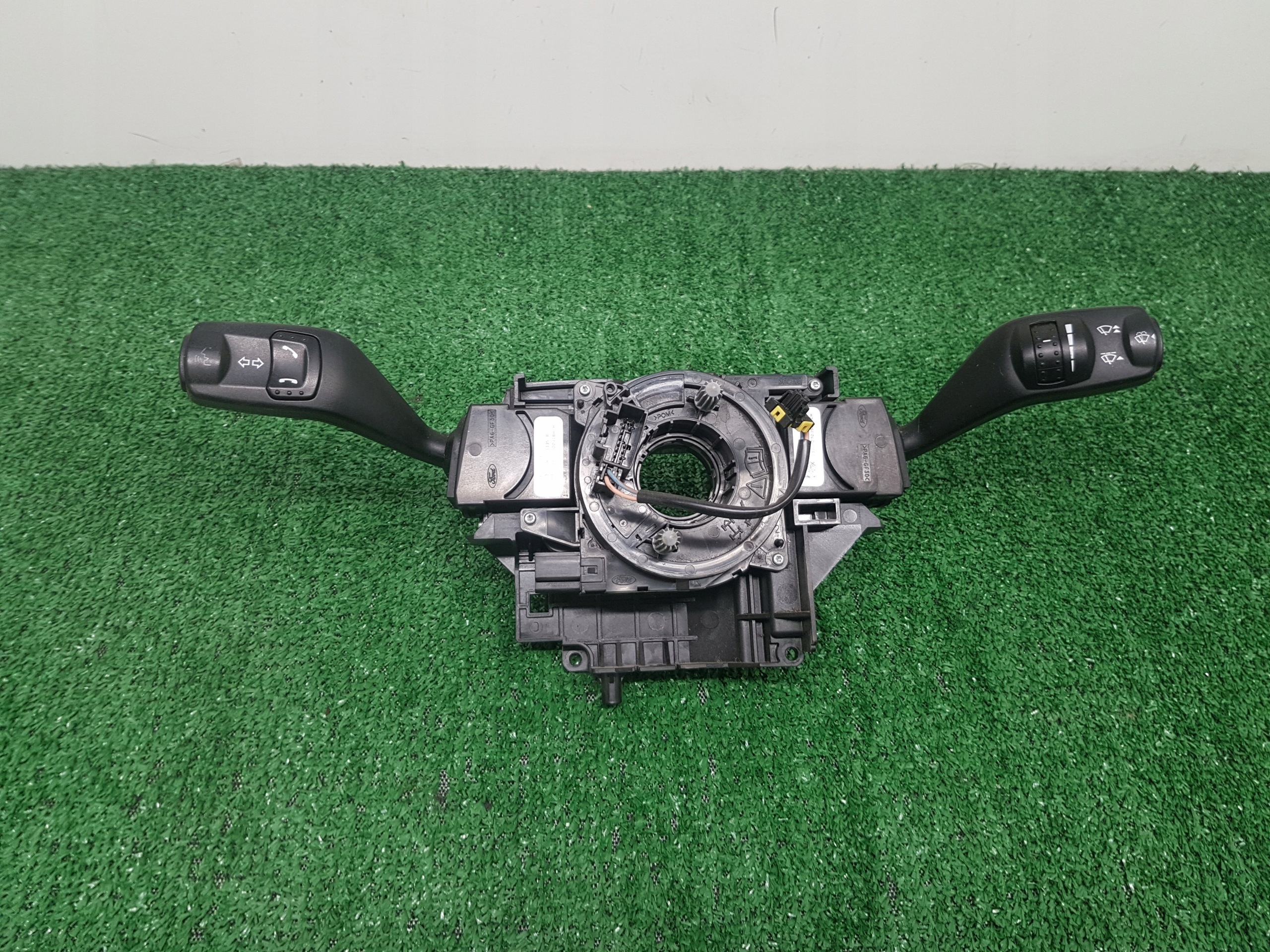 commande levier commodo sous volant FORD S-MAX