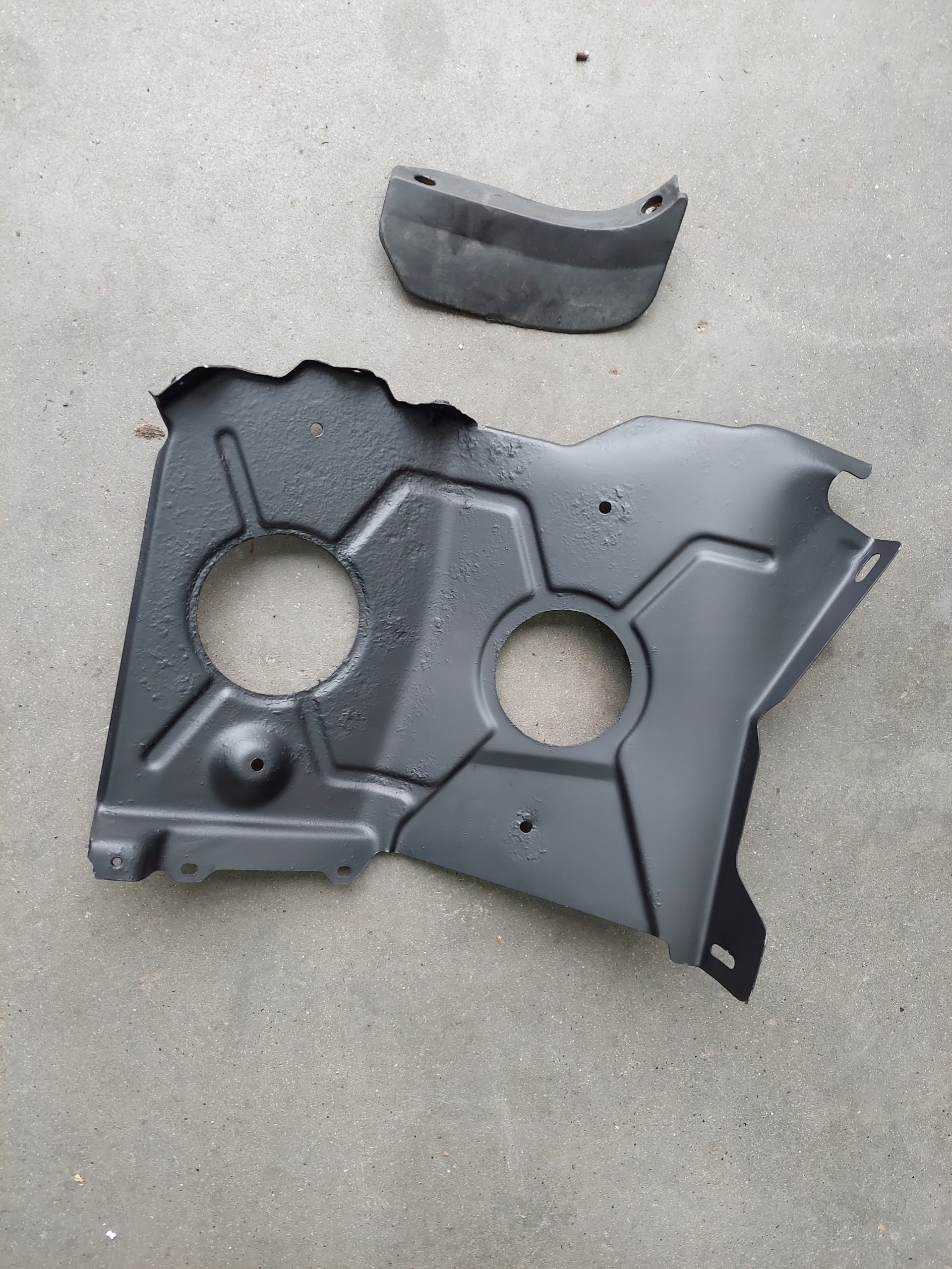 cover holder mudguard flap front right MASERATI QUATTROPORTE V